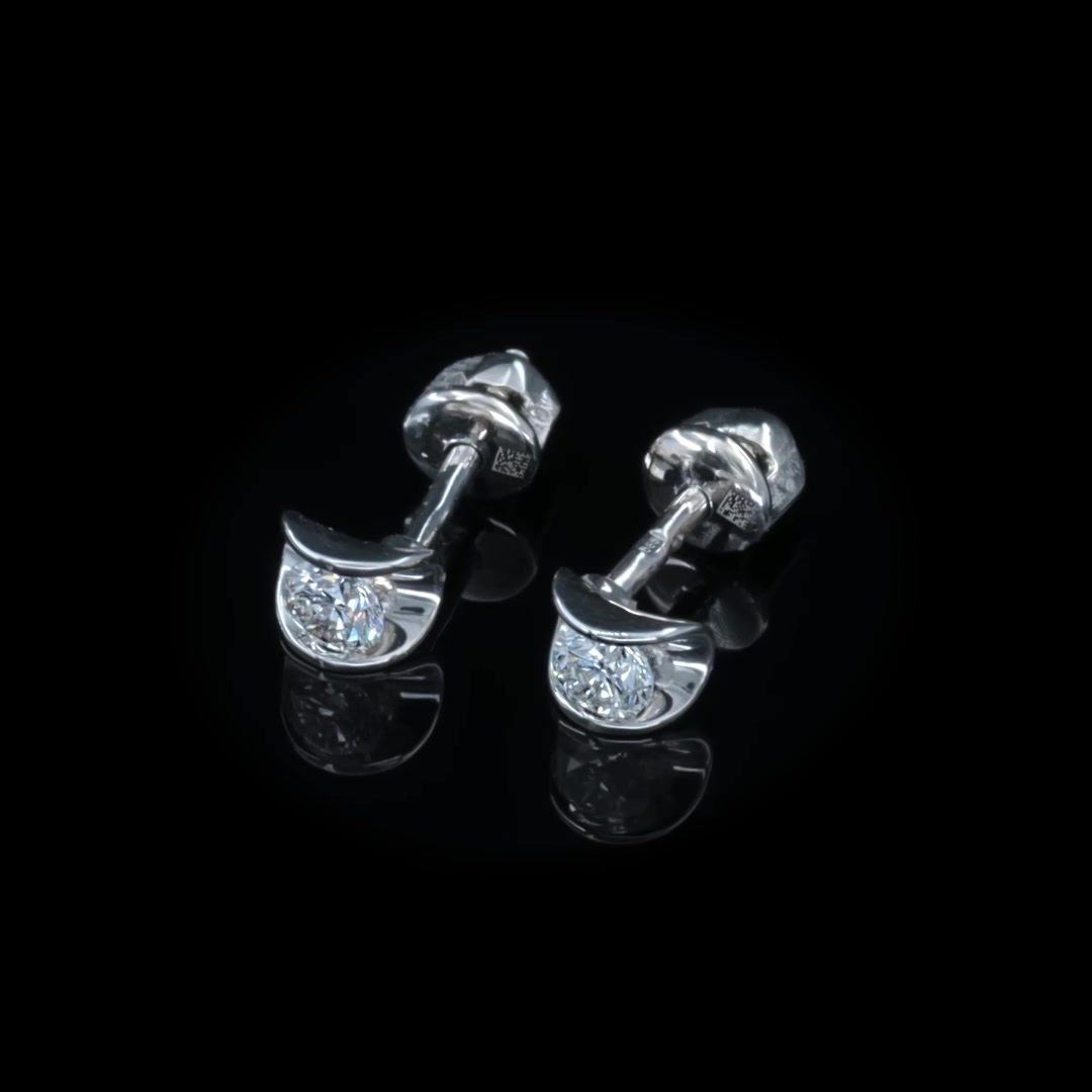 Золотые серьги с бриллиантами