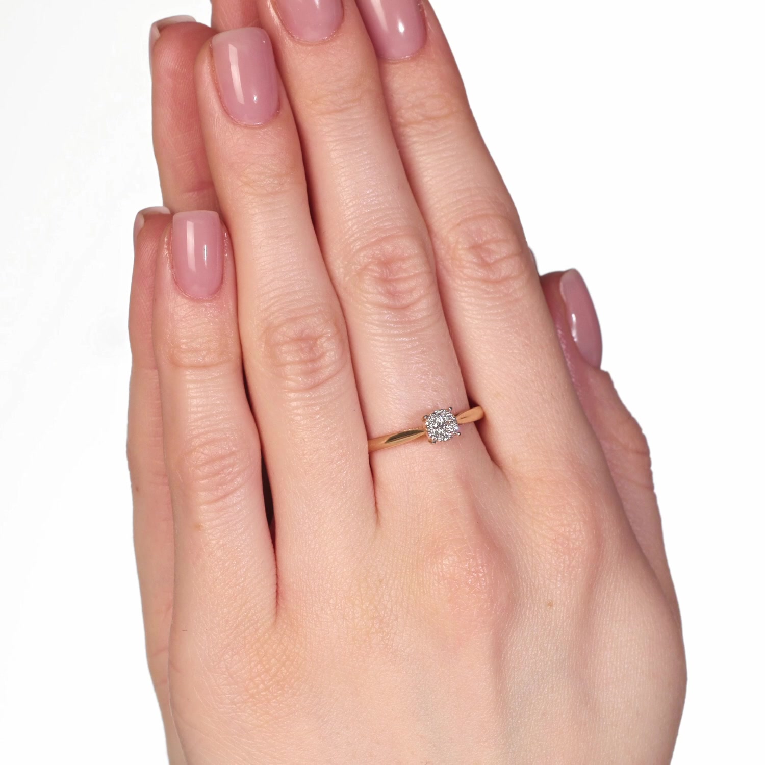 Золотое кольцо с бриллиантами