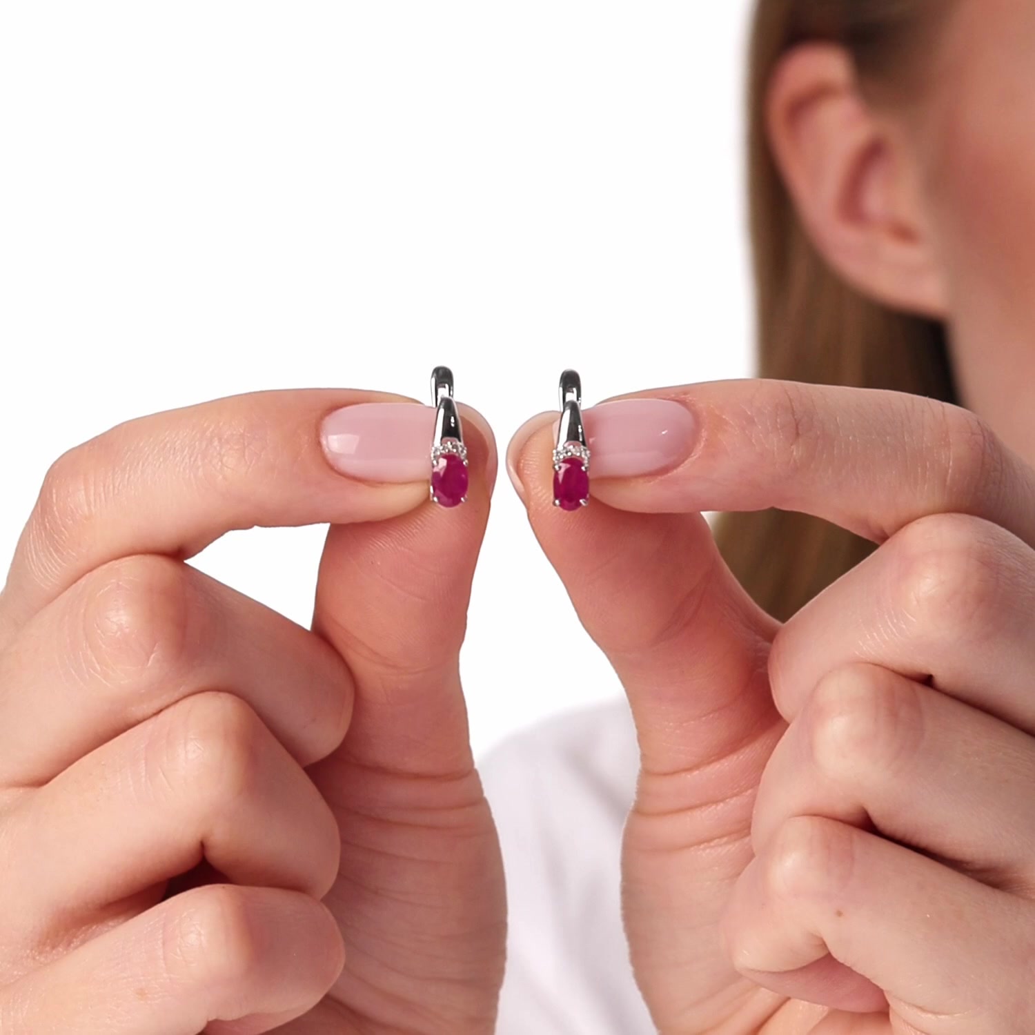 Серебряные серьги с рубинами и сапфирами