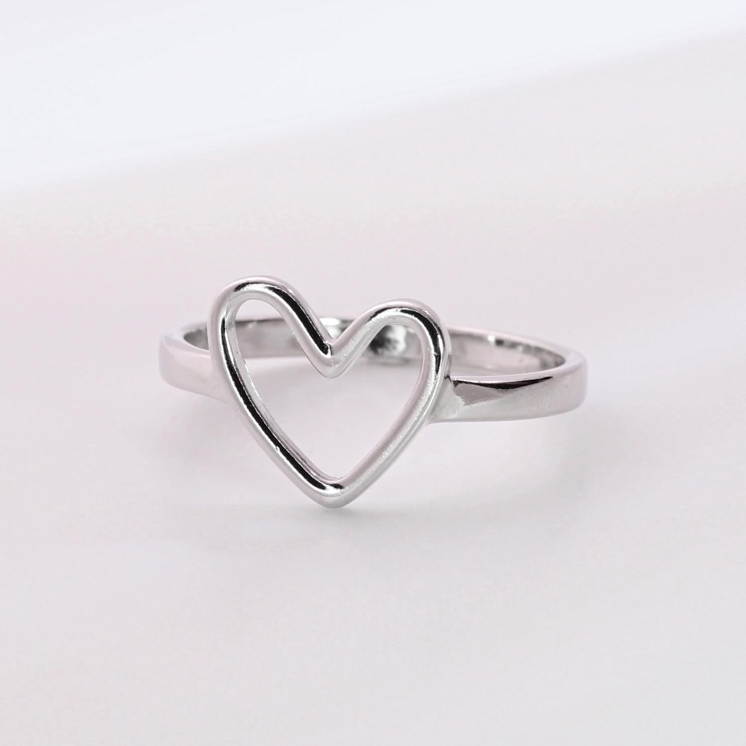 Серебряное кольцо