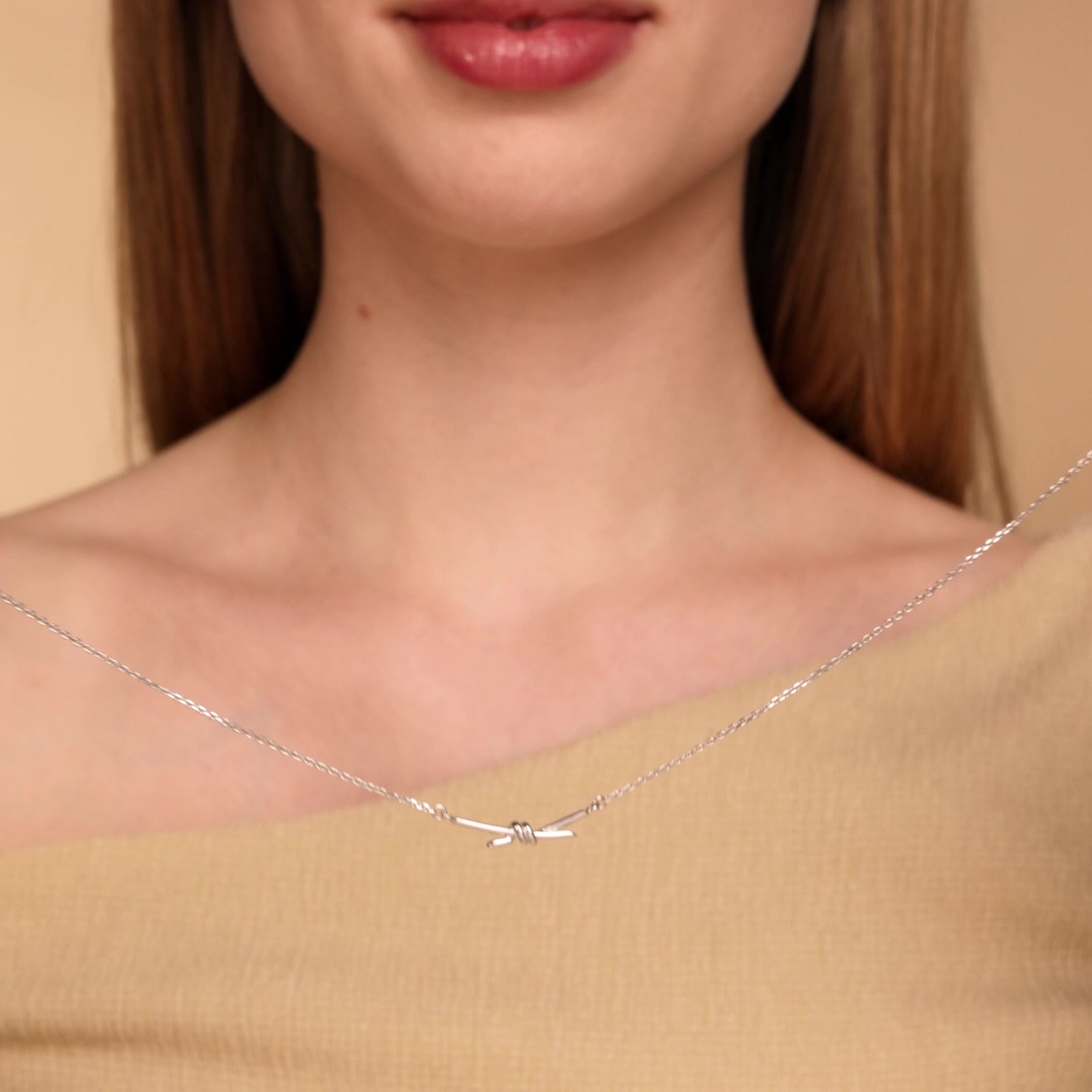 Серебряное колье