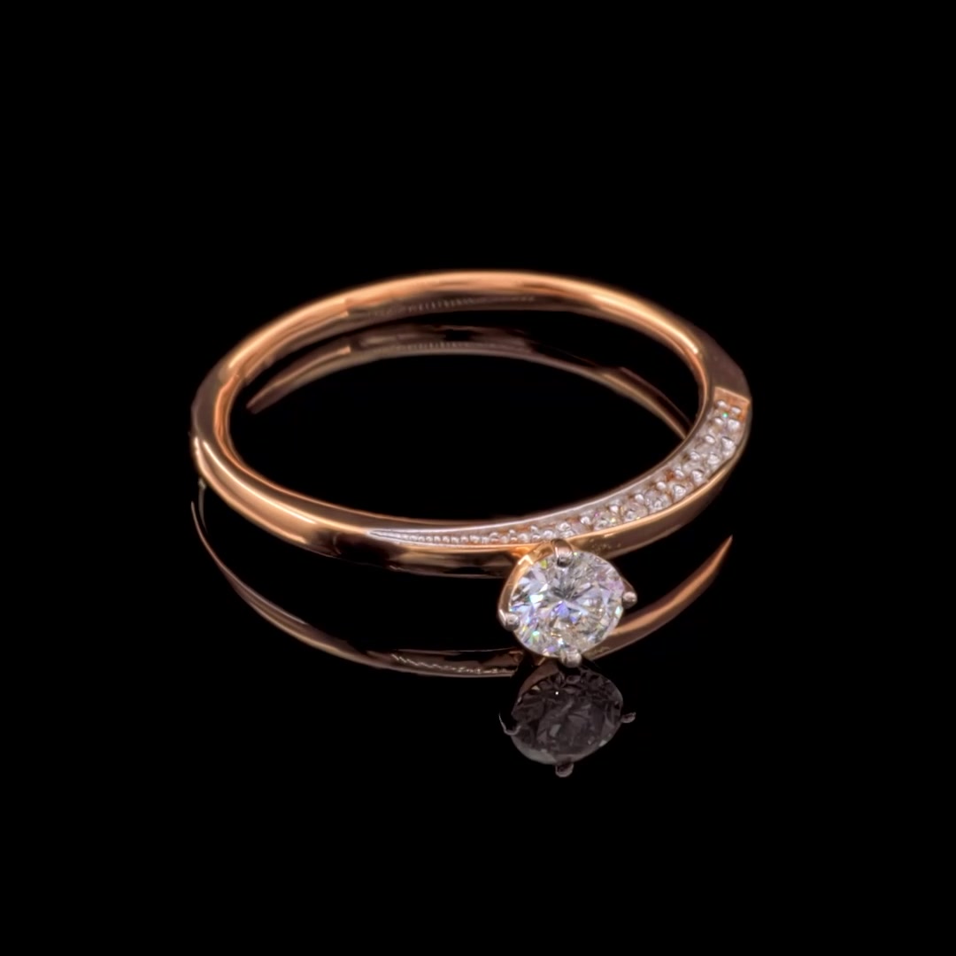 Золотое кольцо с бриллиантами