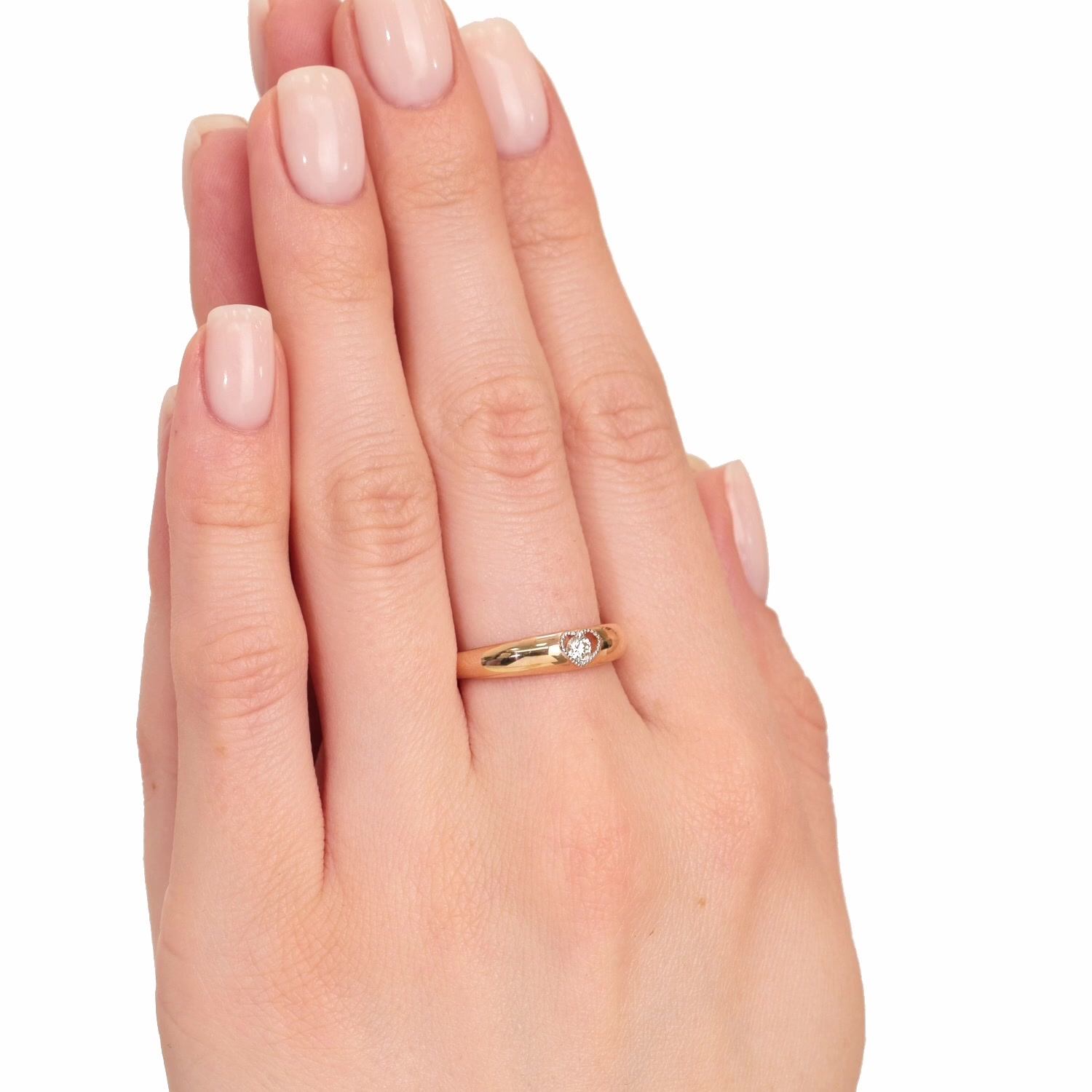 Золотое кольцо с бриллиантом