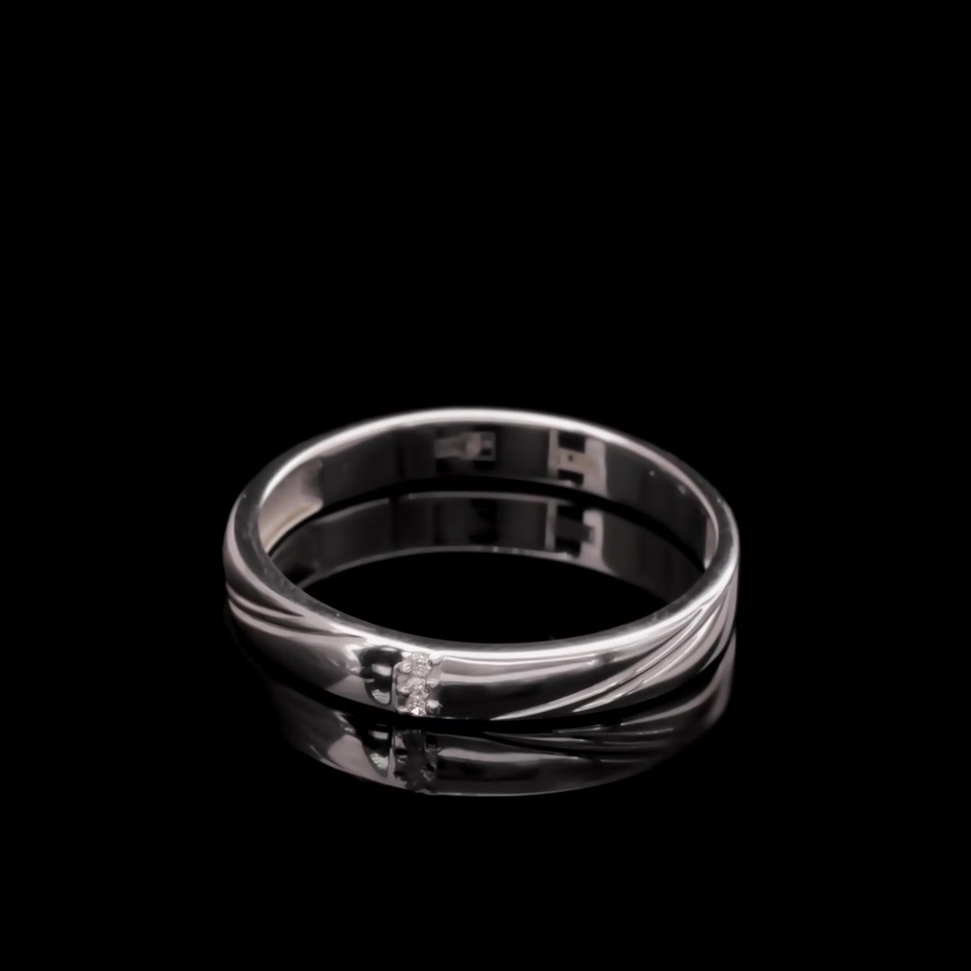 Золотое обручальное кольцо с бриллиантами