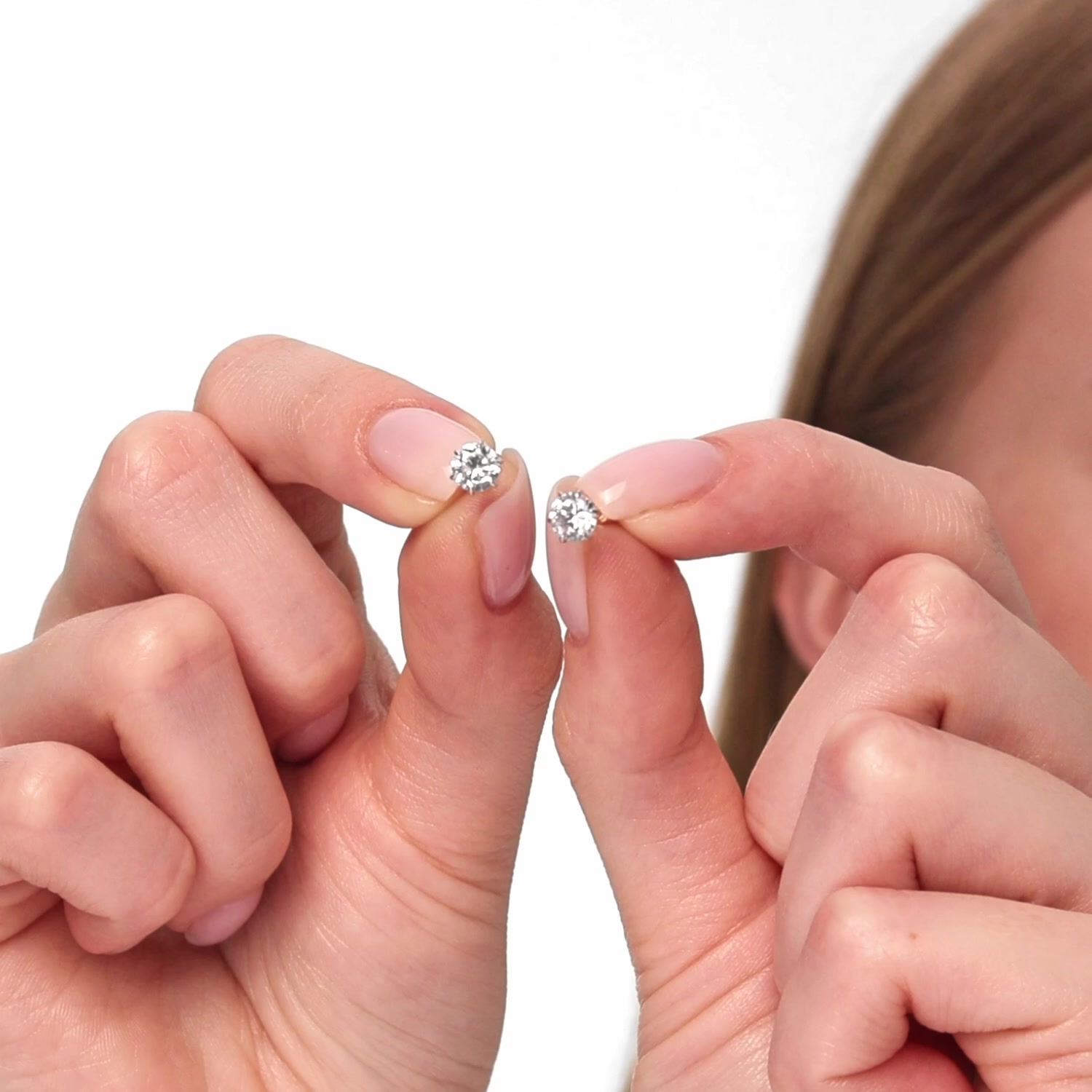 Золотые серьги с фианитами