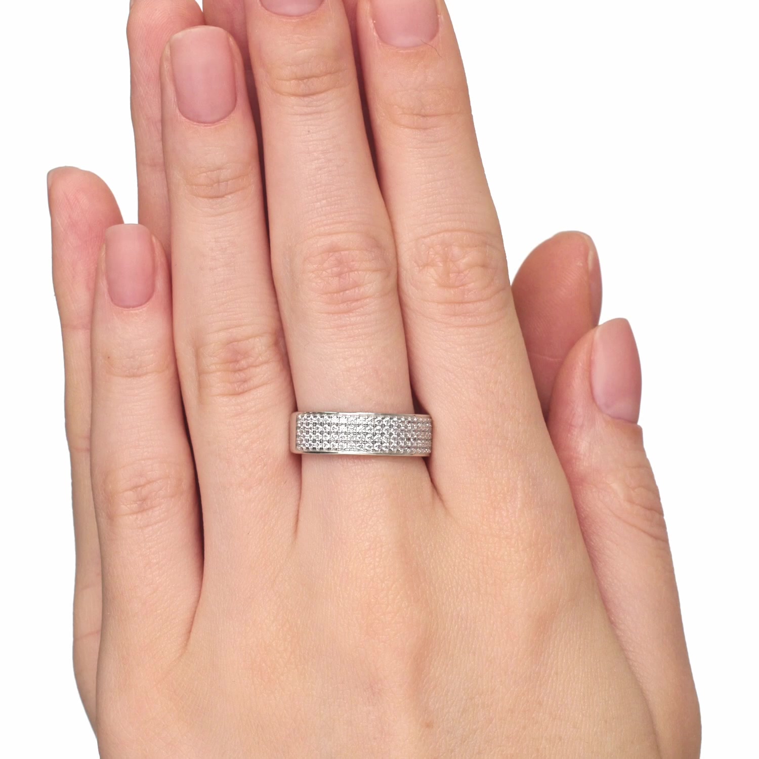 Серебряное кольцо с фианитами