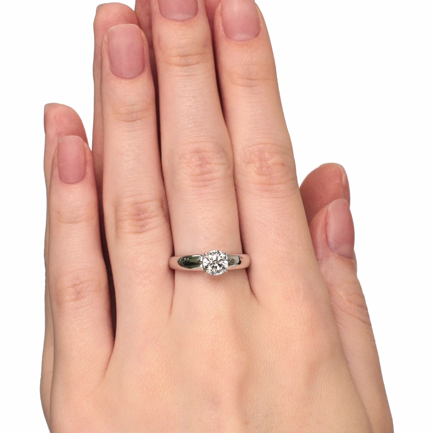 Золотое кольцо с бриллиантом выращенным