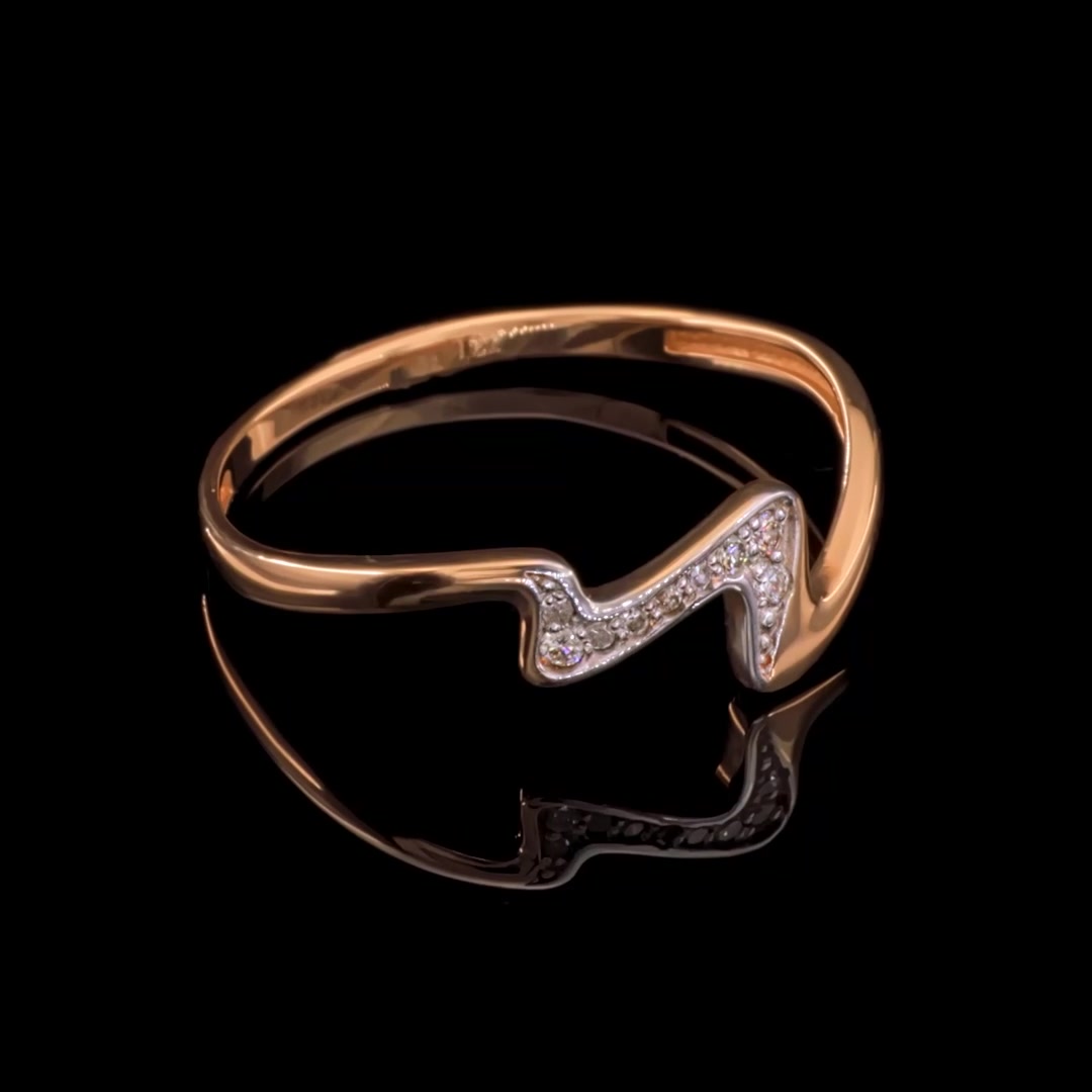 Золотое кольцо с  бриллиантами