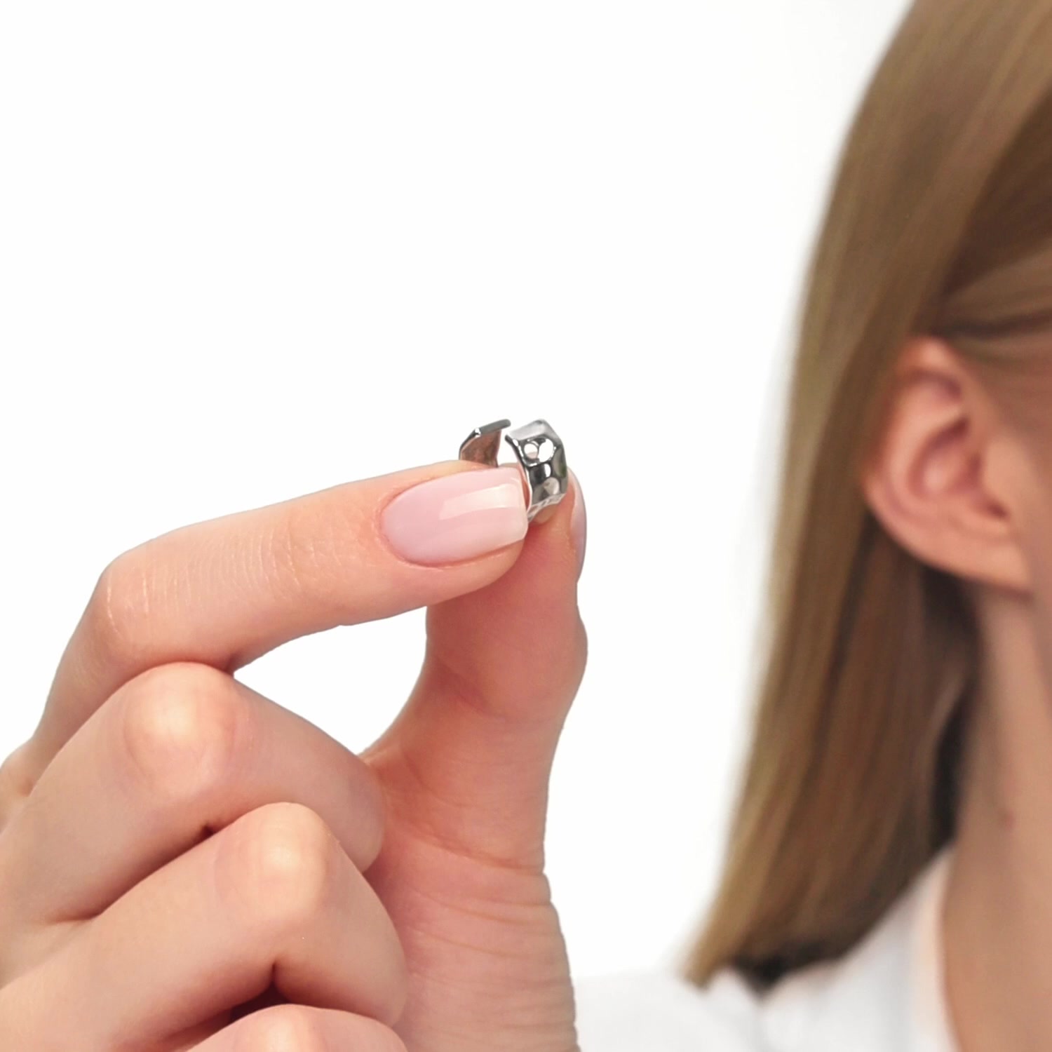 Серебряная серьга