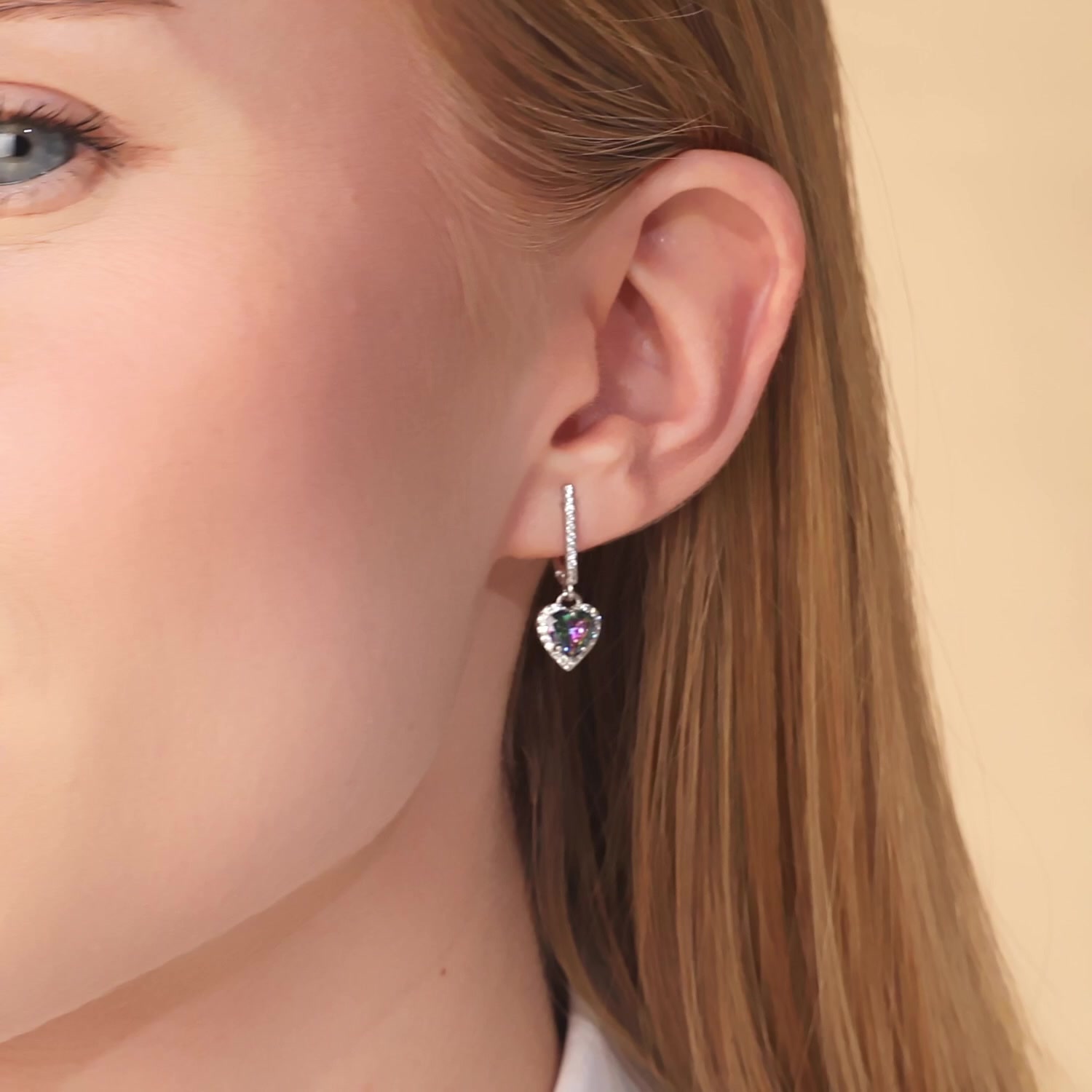 Серебряные серьги с имитацией кварца и фианитами