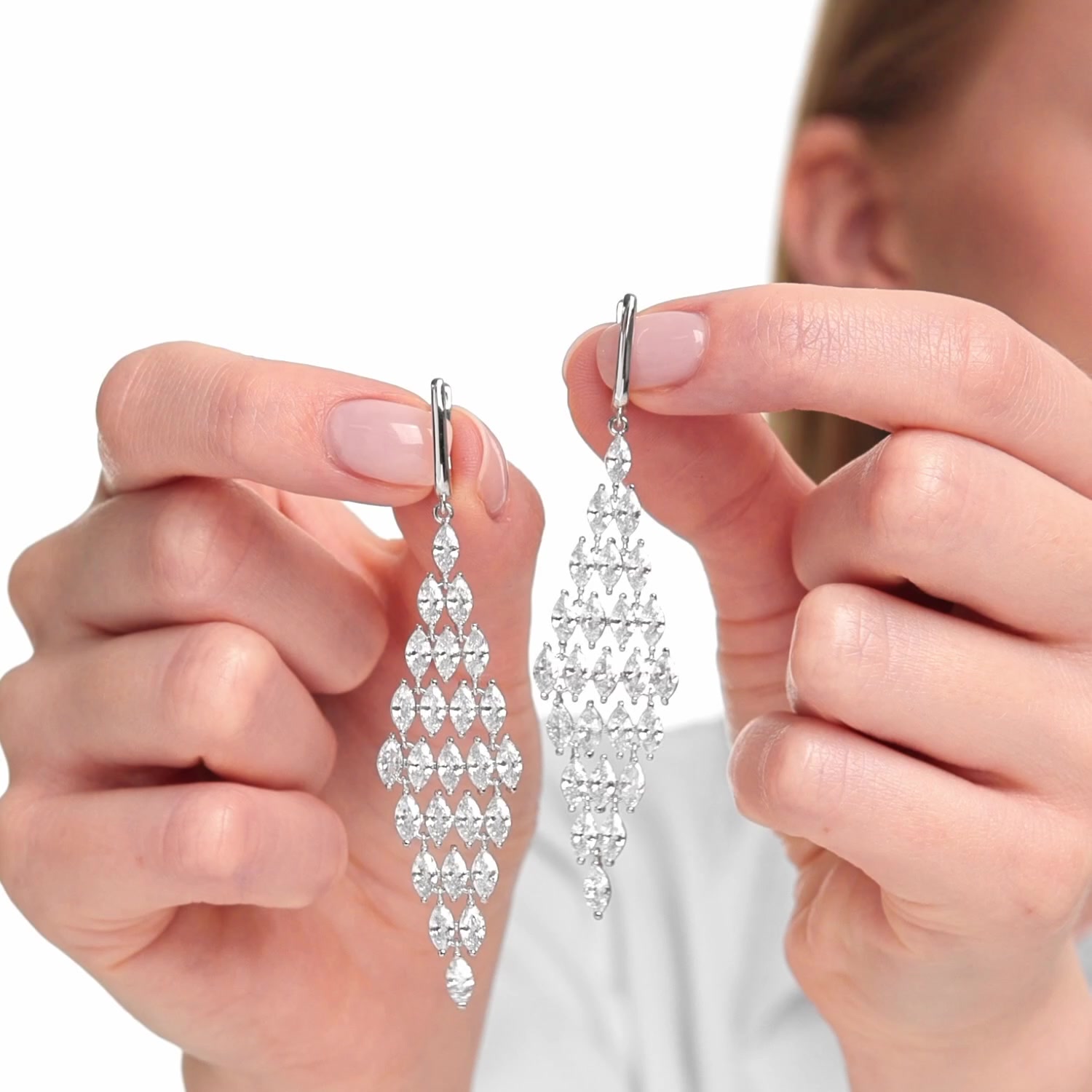 Серебряные серьги с фианитами