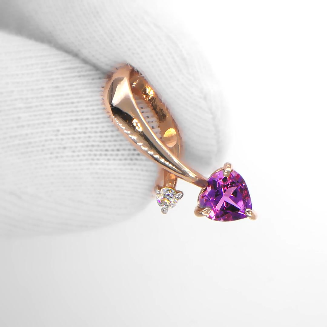 Золотая подвеска с аметистом и фианитом