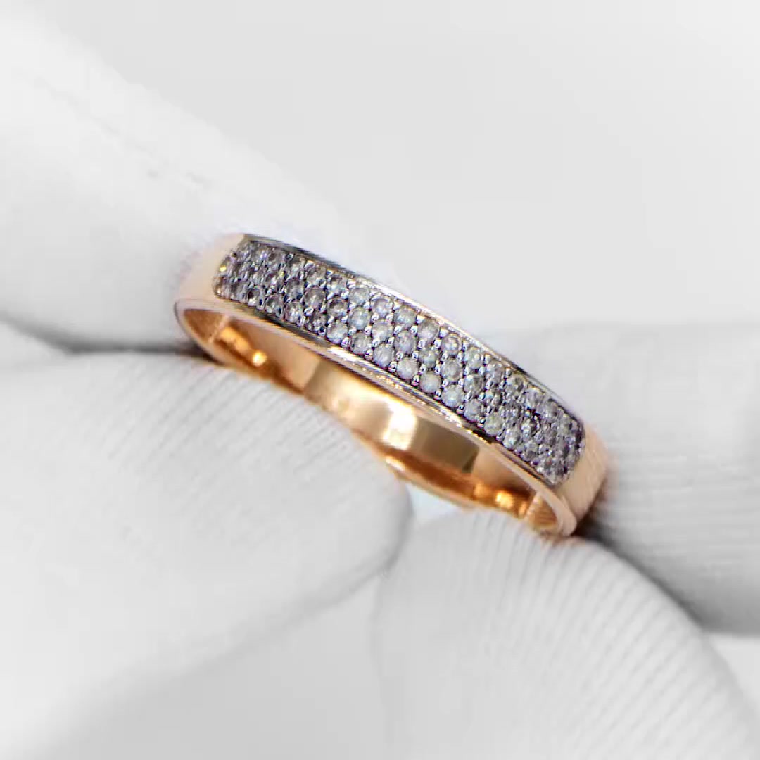 Золотое кольцо с бриллиантами