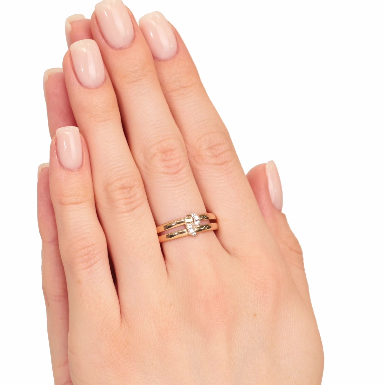 Золотое кольцо с фианитами