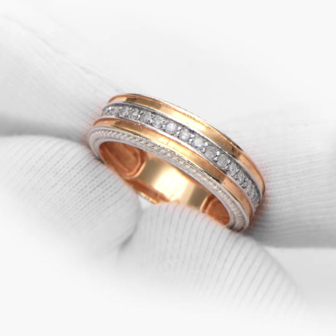 Золотое обручальное кольцо с бриллиантами