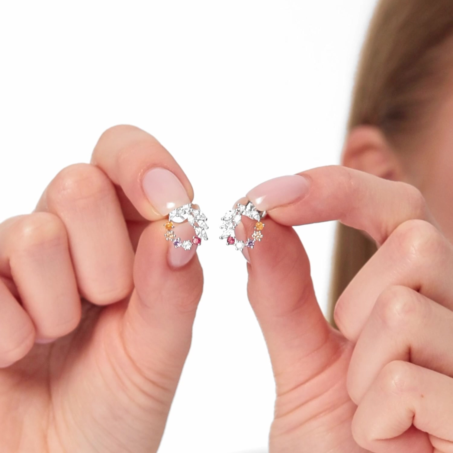 Серебряные серьги с фианитами