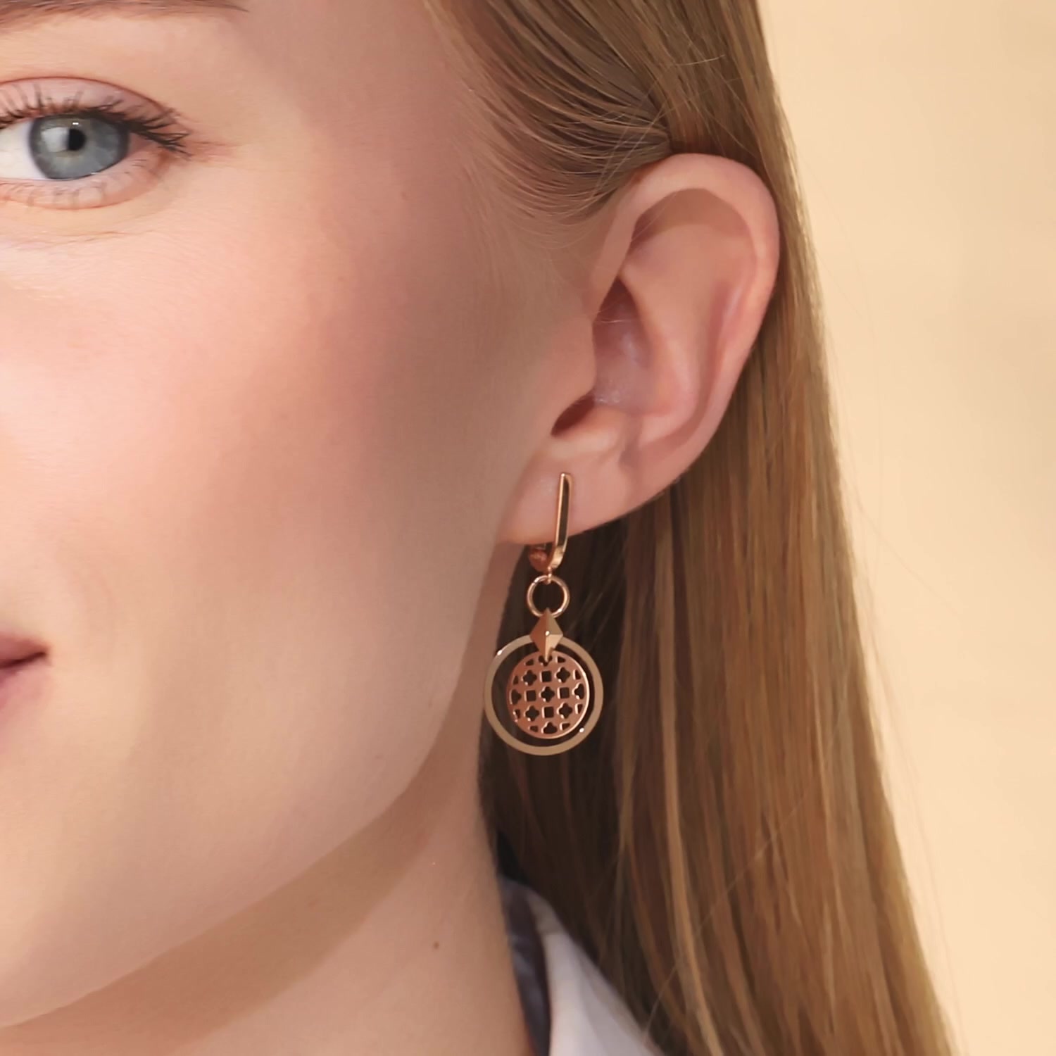 Золотые серьги