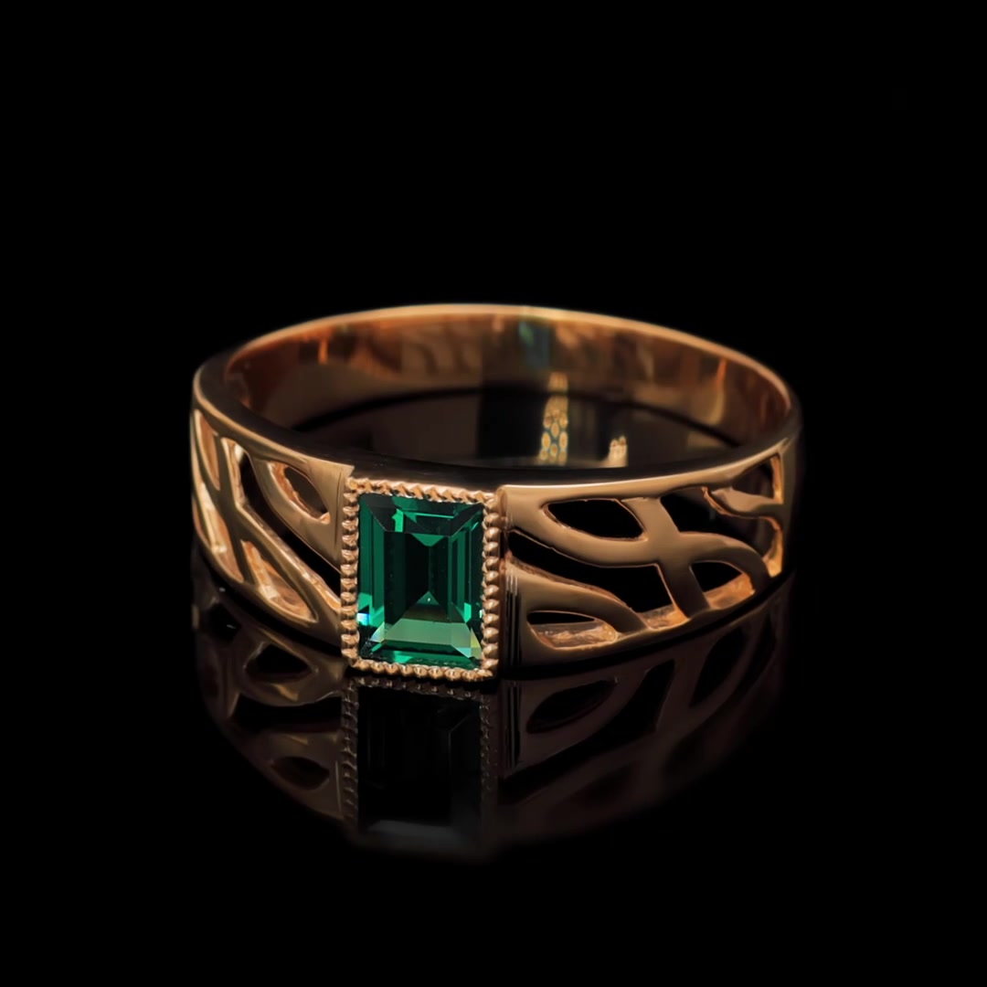 Золотая печатка с ситаллом