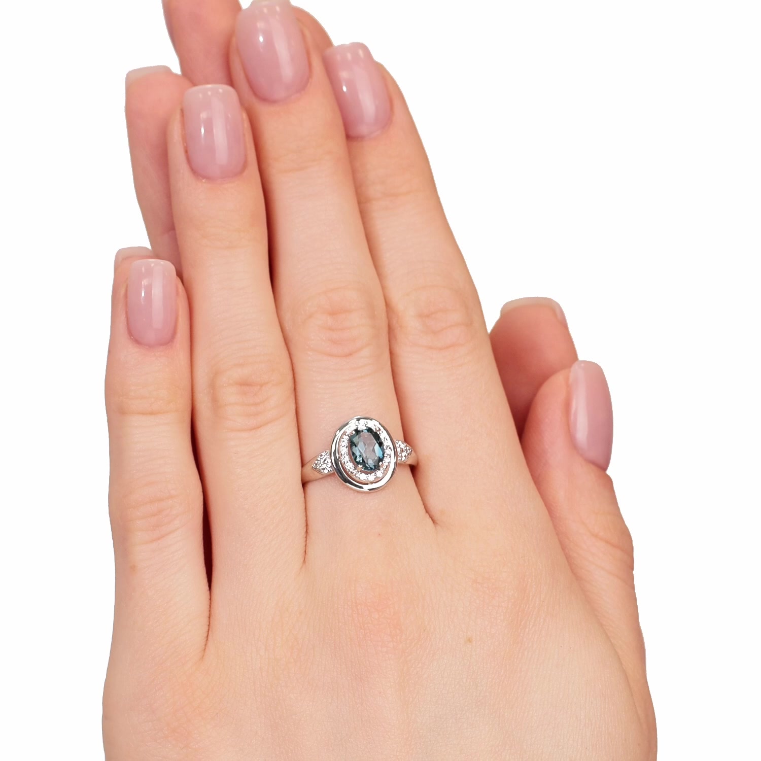 Золотое кольцо с топазом London и фианитами