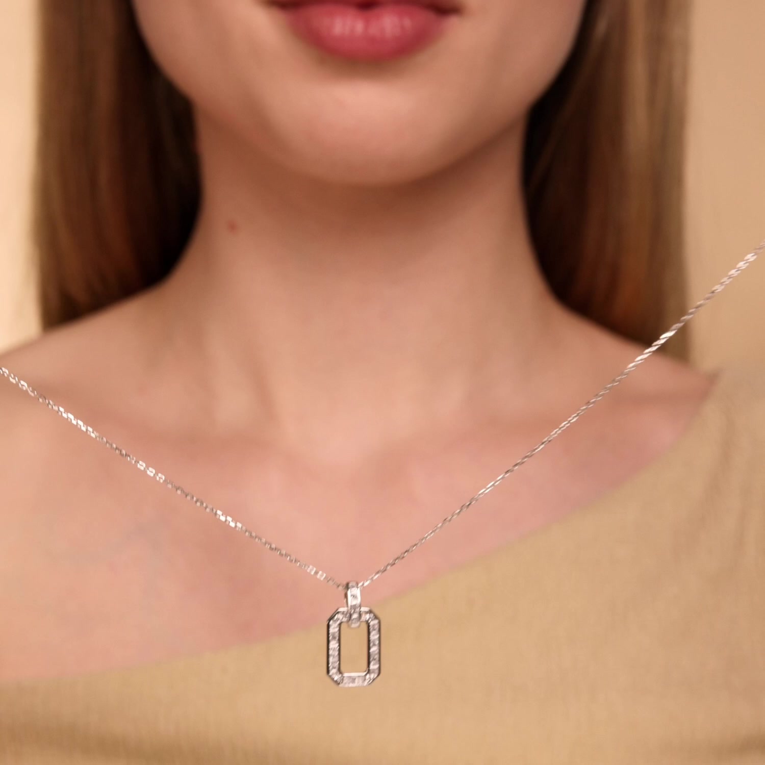 Серебряная подвеска с фианитами