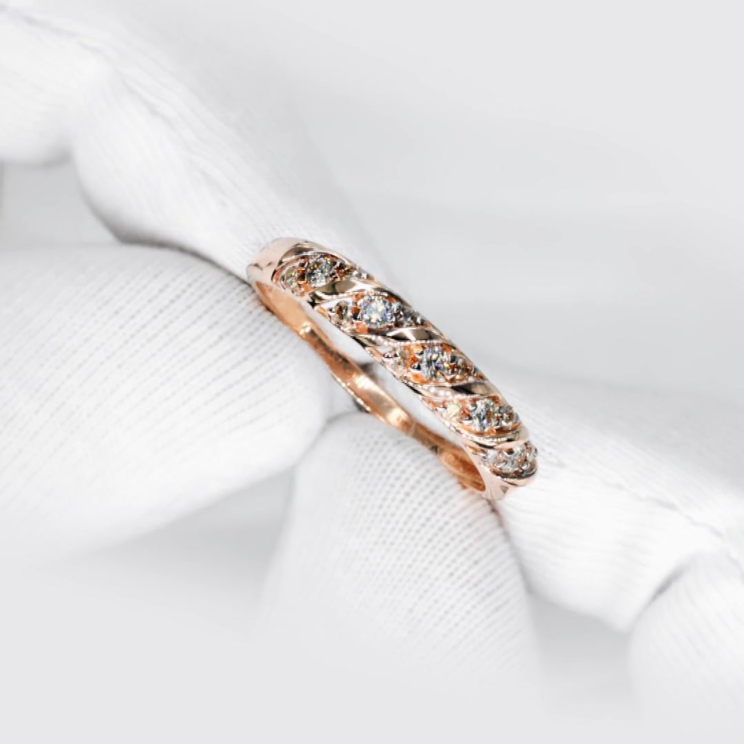 Золотое кольцо с бриллиантами