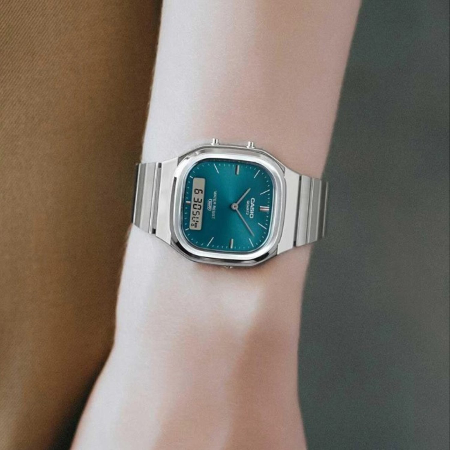 Наручные часы CASIO VINTAGE AQ-240E-3A