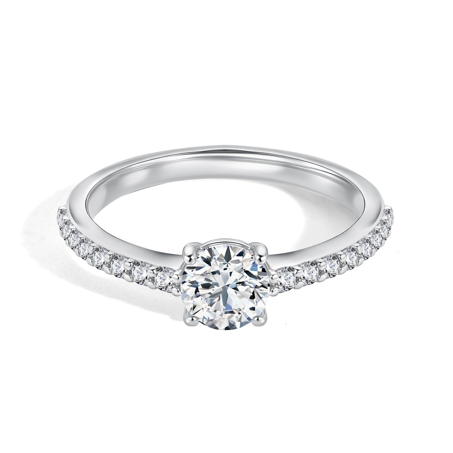 Серебряное кольцо с фианитами