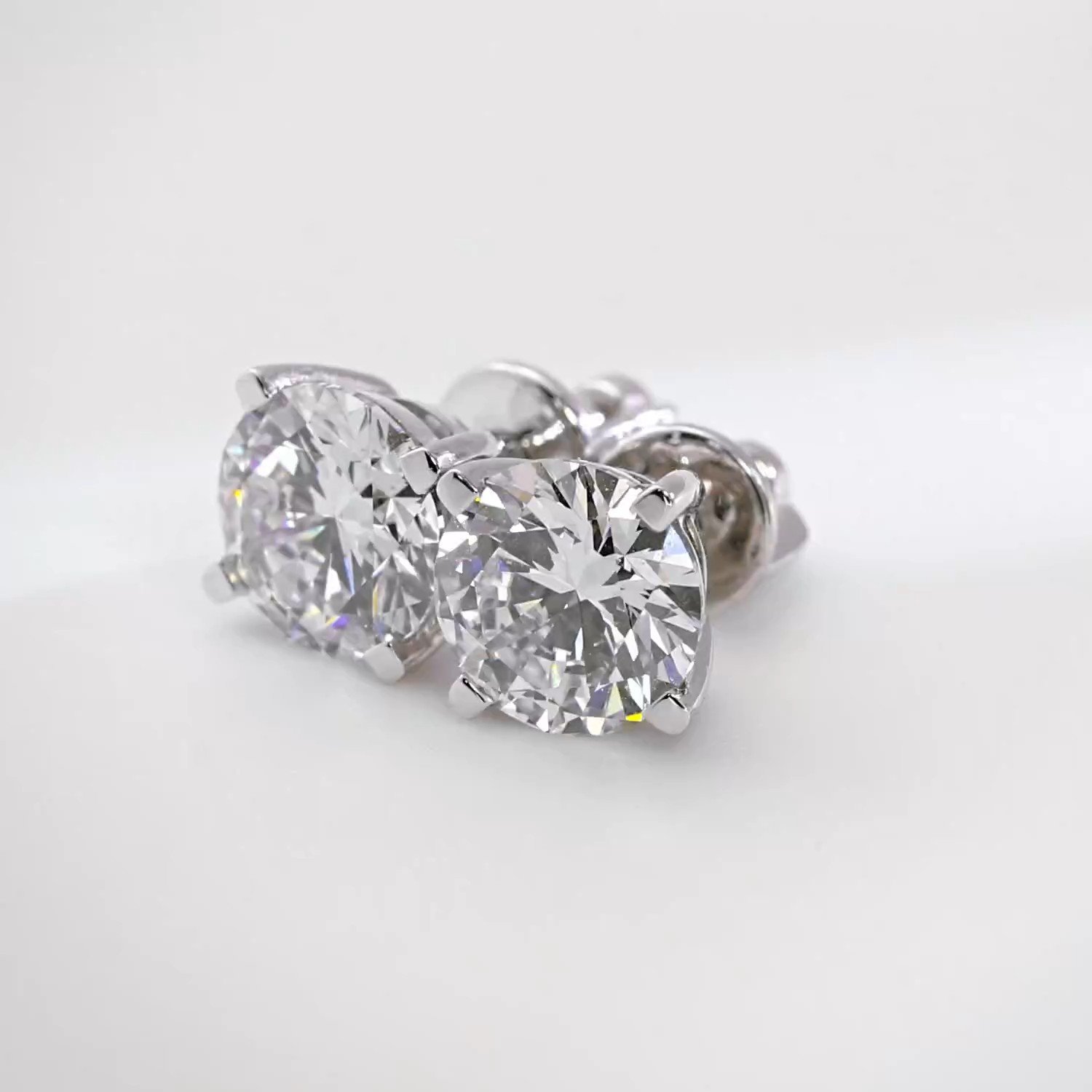 Золотые серьги SMART DIAMONDS 2,07 карата