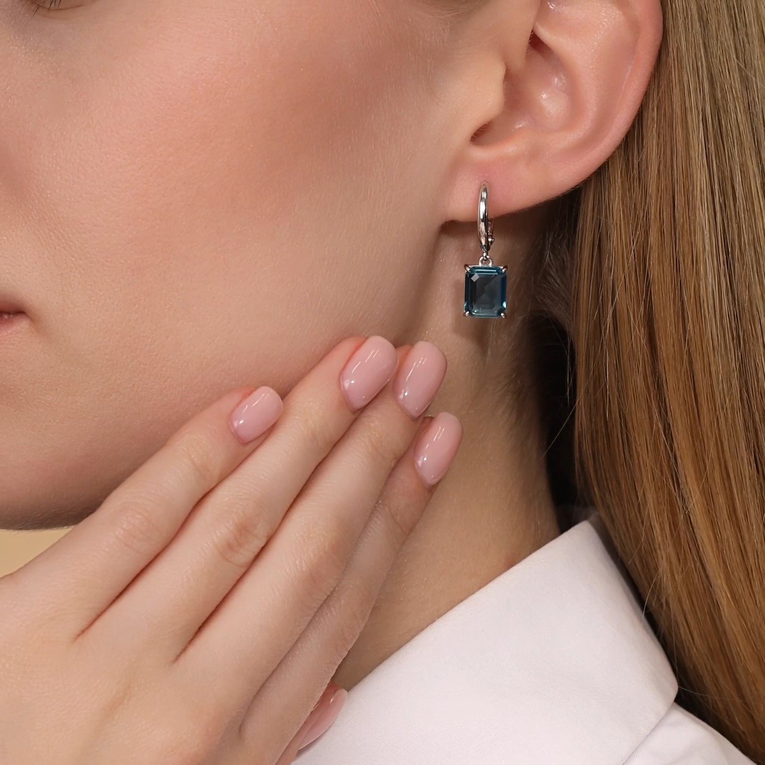 Серебряные серьги с фианитами
