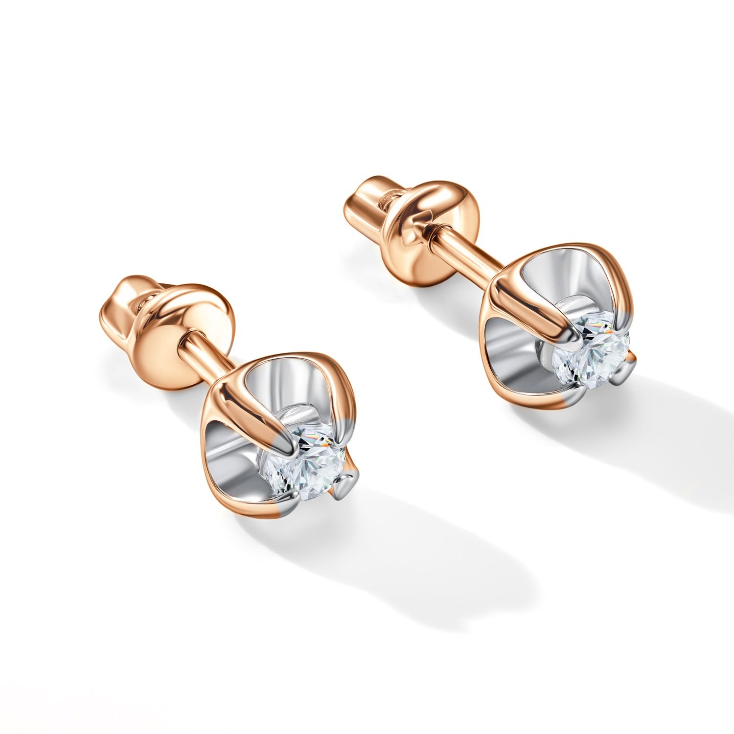 Золотые серьги с бриллиантами