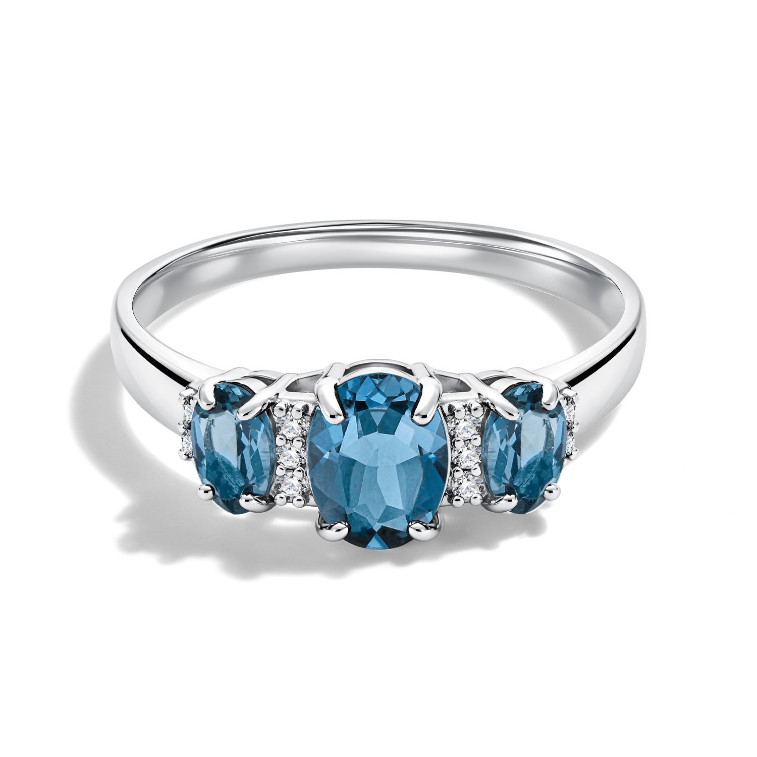 Золотое кольцо с топазами London и фианитами
