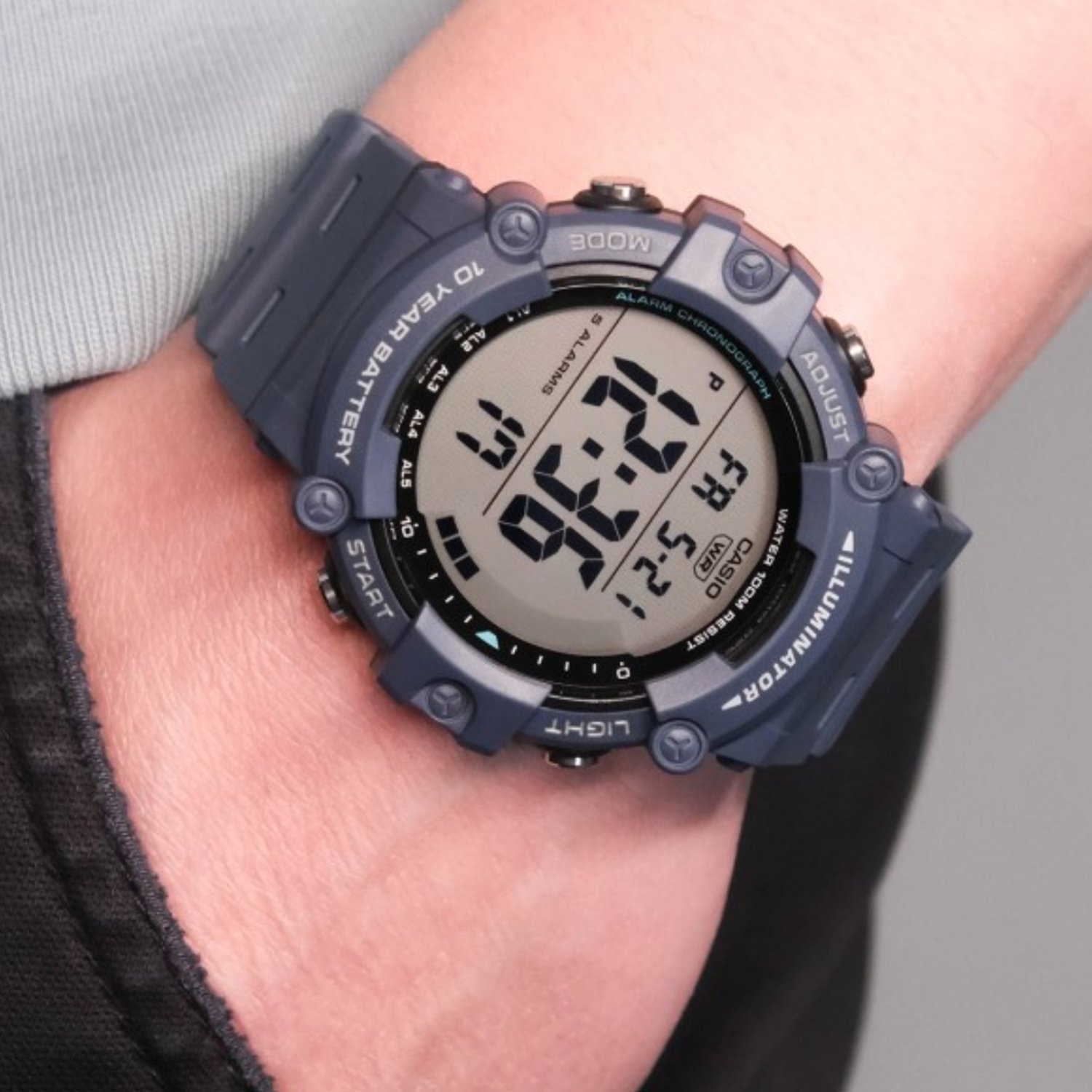 Наручные часы CASIO COLLECTION AE-1500WH-2A