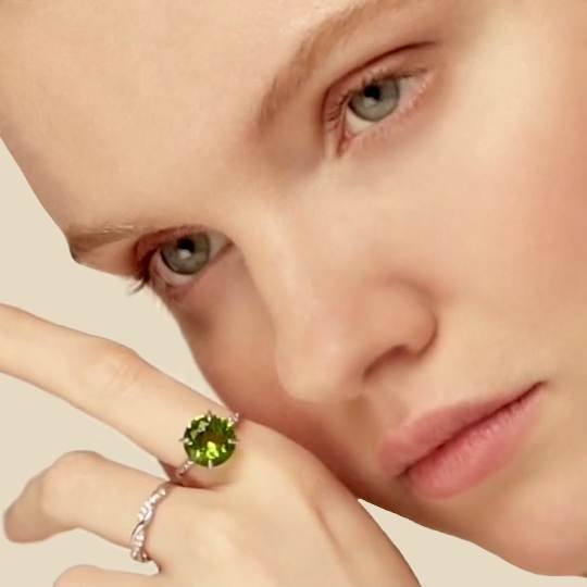 Серебряное кольцо с фианитами