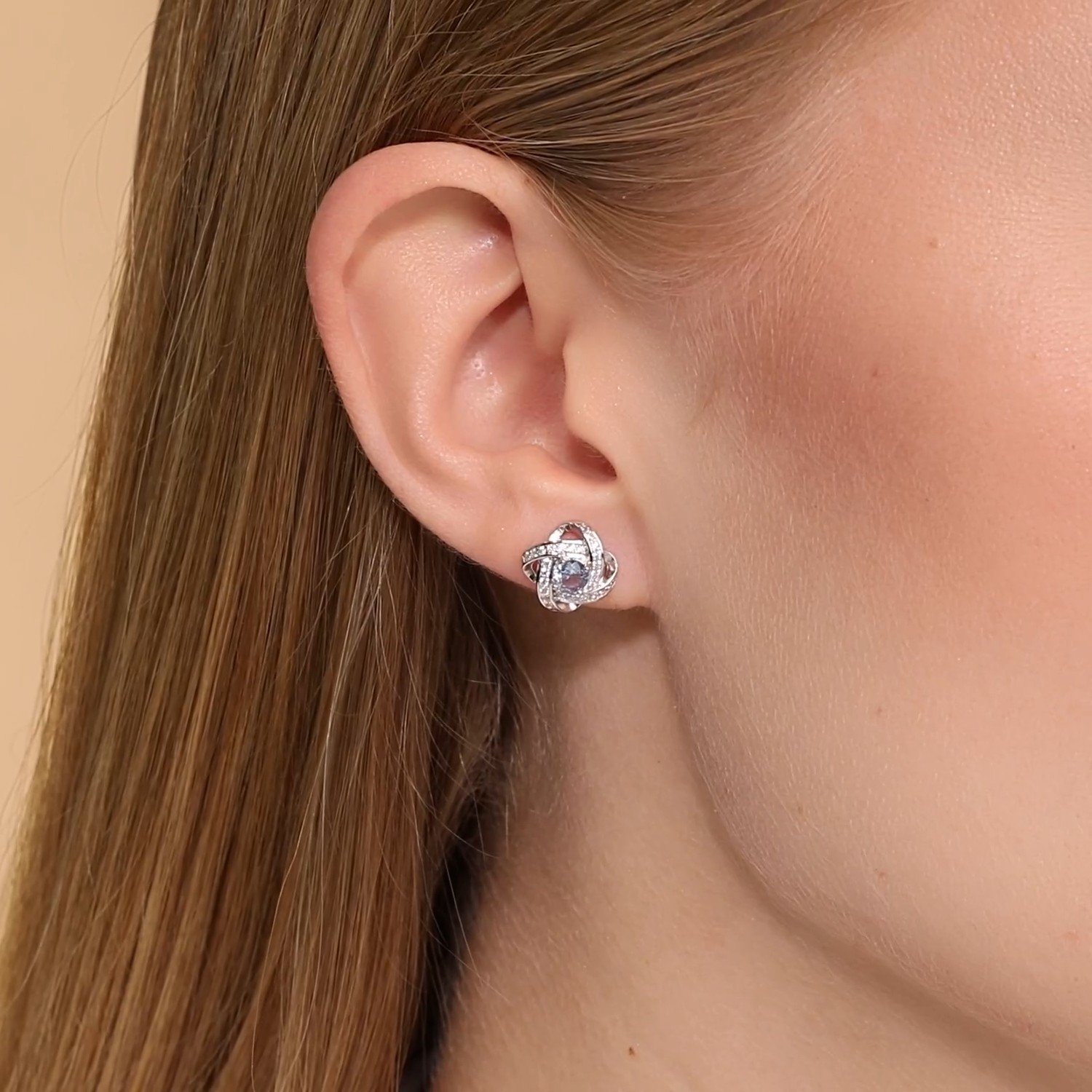 Серебряные серьги с фианитами