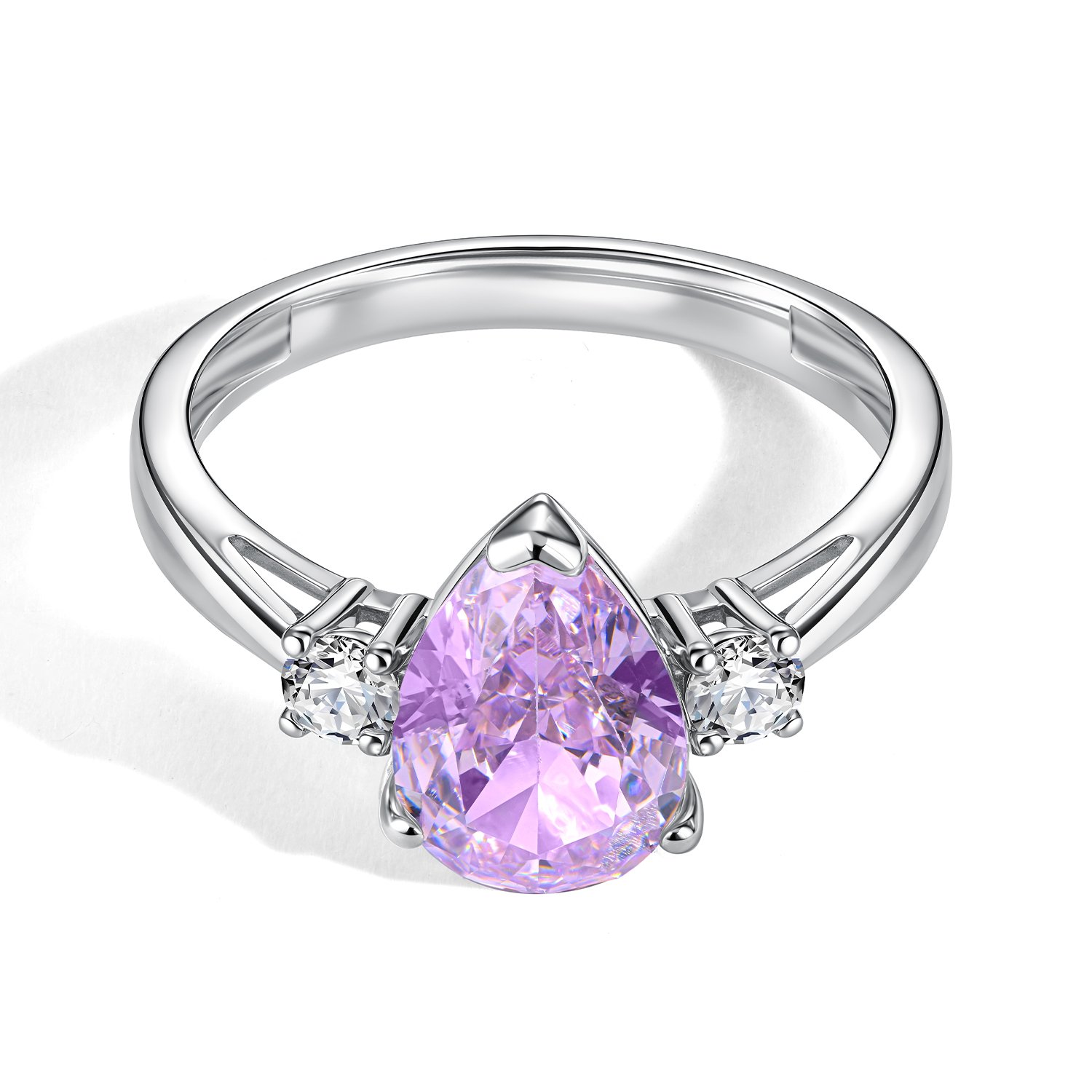 Серебряное кольцо с фианитами