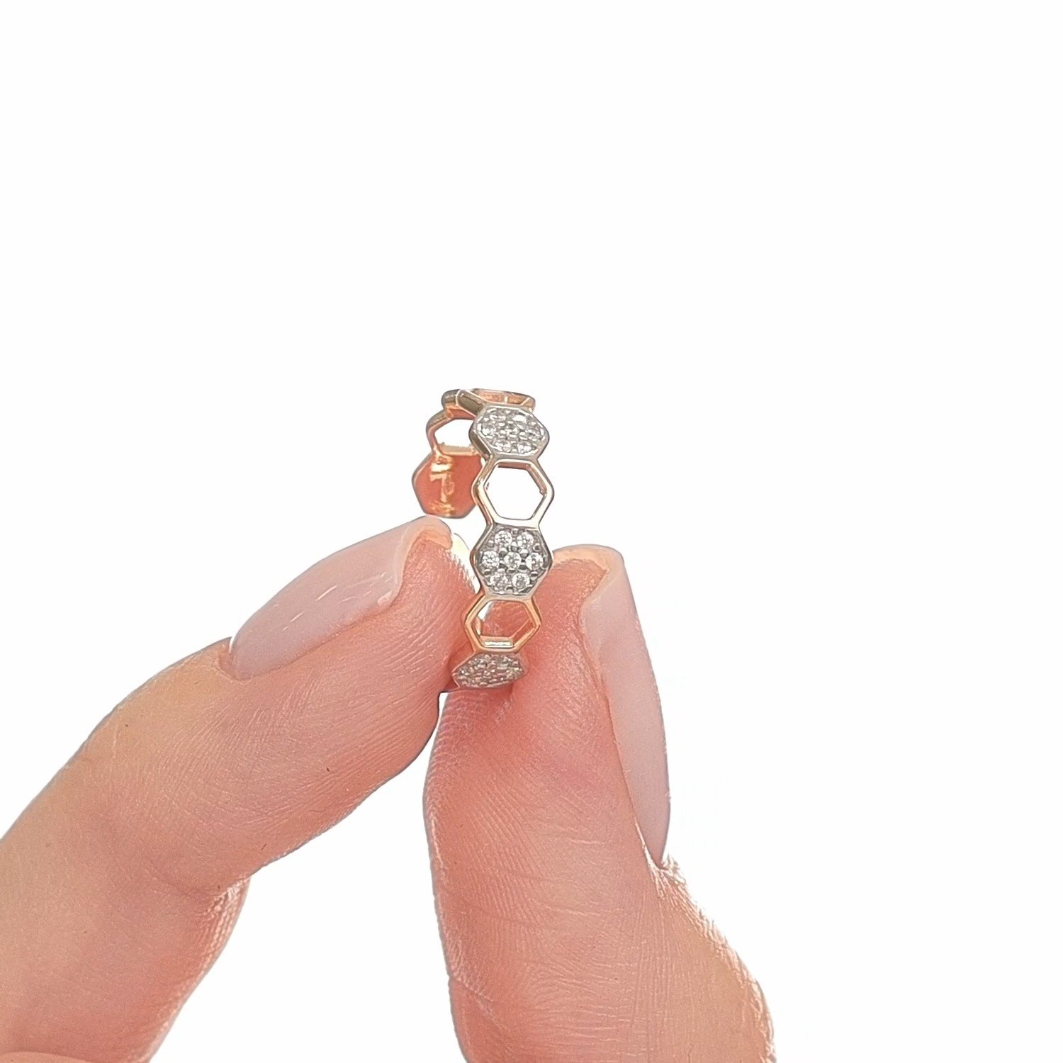 Серебряное кольцо с фианитами