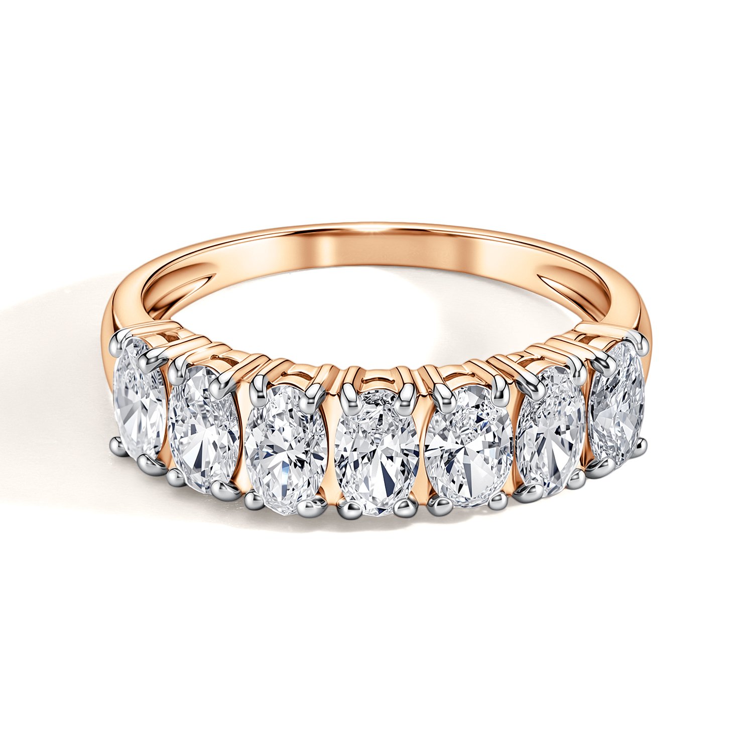 Золотое кольцо с бриллиантами выращенными