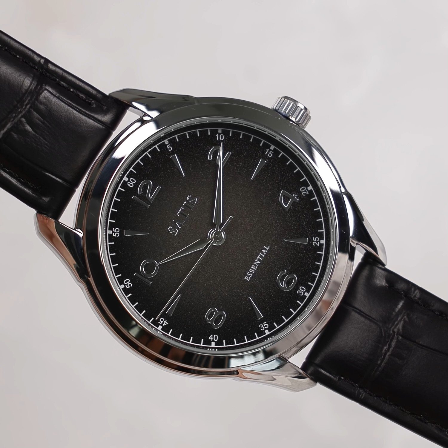 Наручные часы SATIS ESSENTIAL