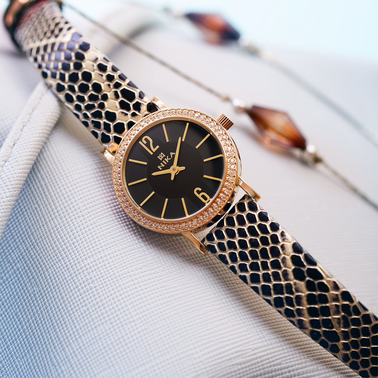 Золотые наручные часы SLIMLINE 0102A.2.1.54B