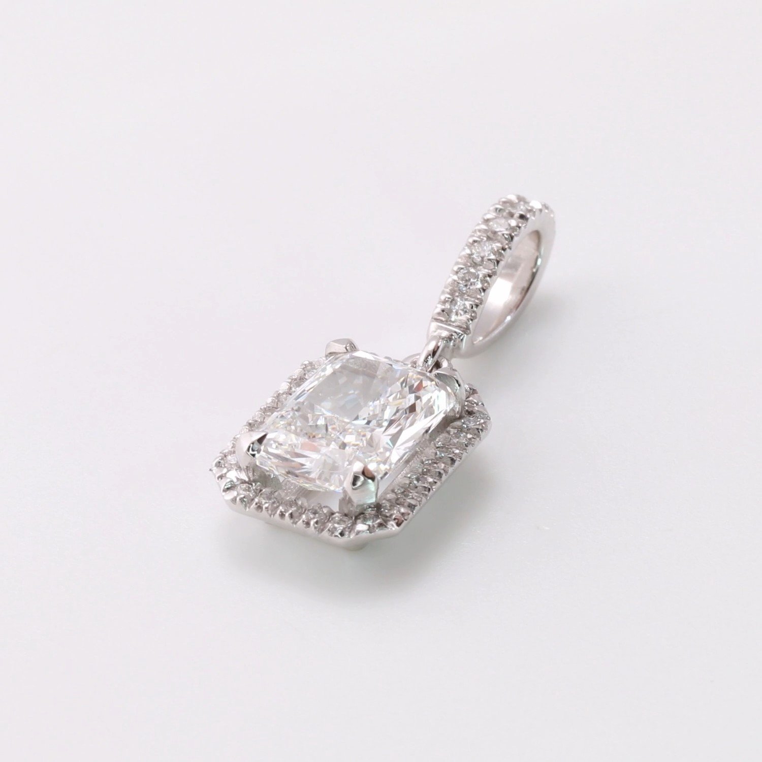 Золотая подвеска SMART DIAMONDS 2,23 карата