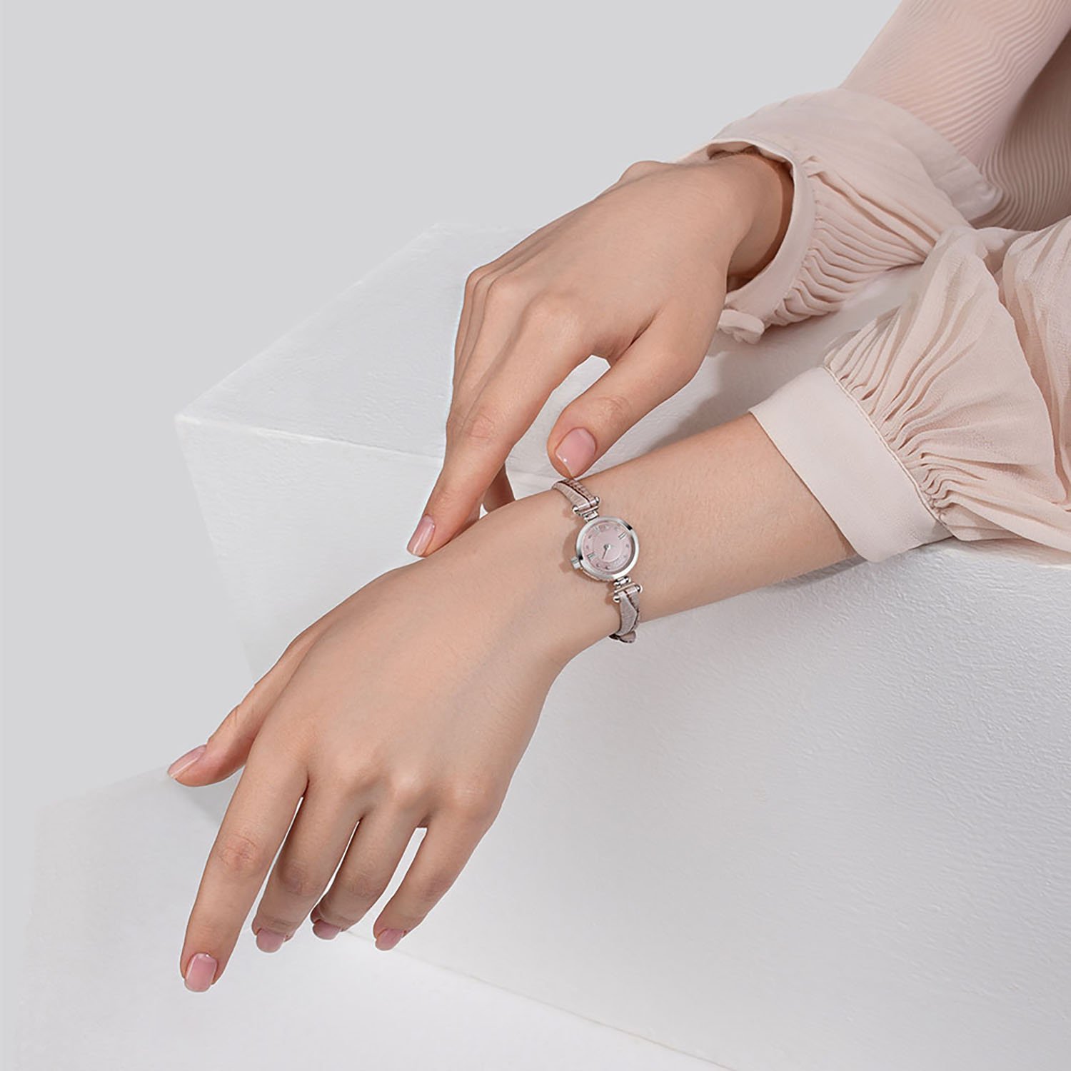 Серебряные наручные часы VIVA 0338.0.9.96B