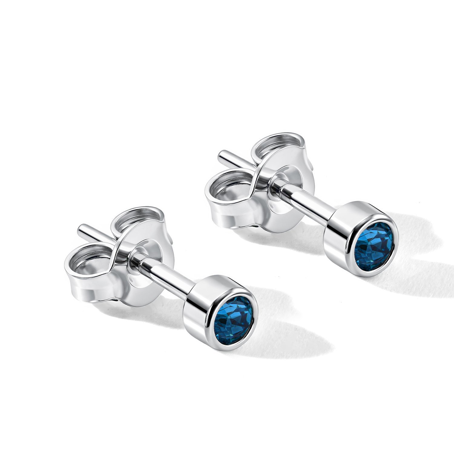 Серебряные серьги с кристаллами Swarovski