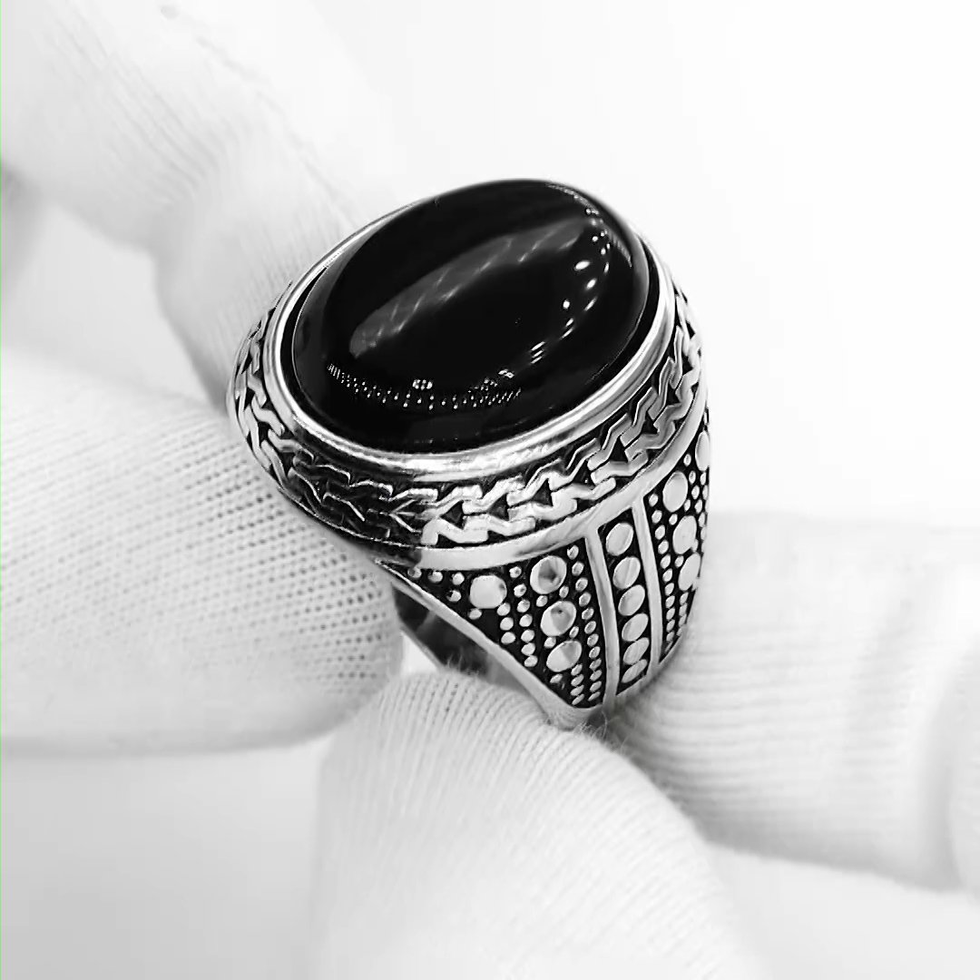 Фото «Серебряная печатка с агатом»