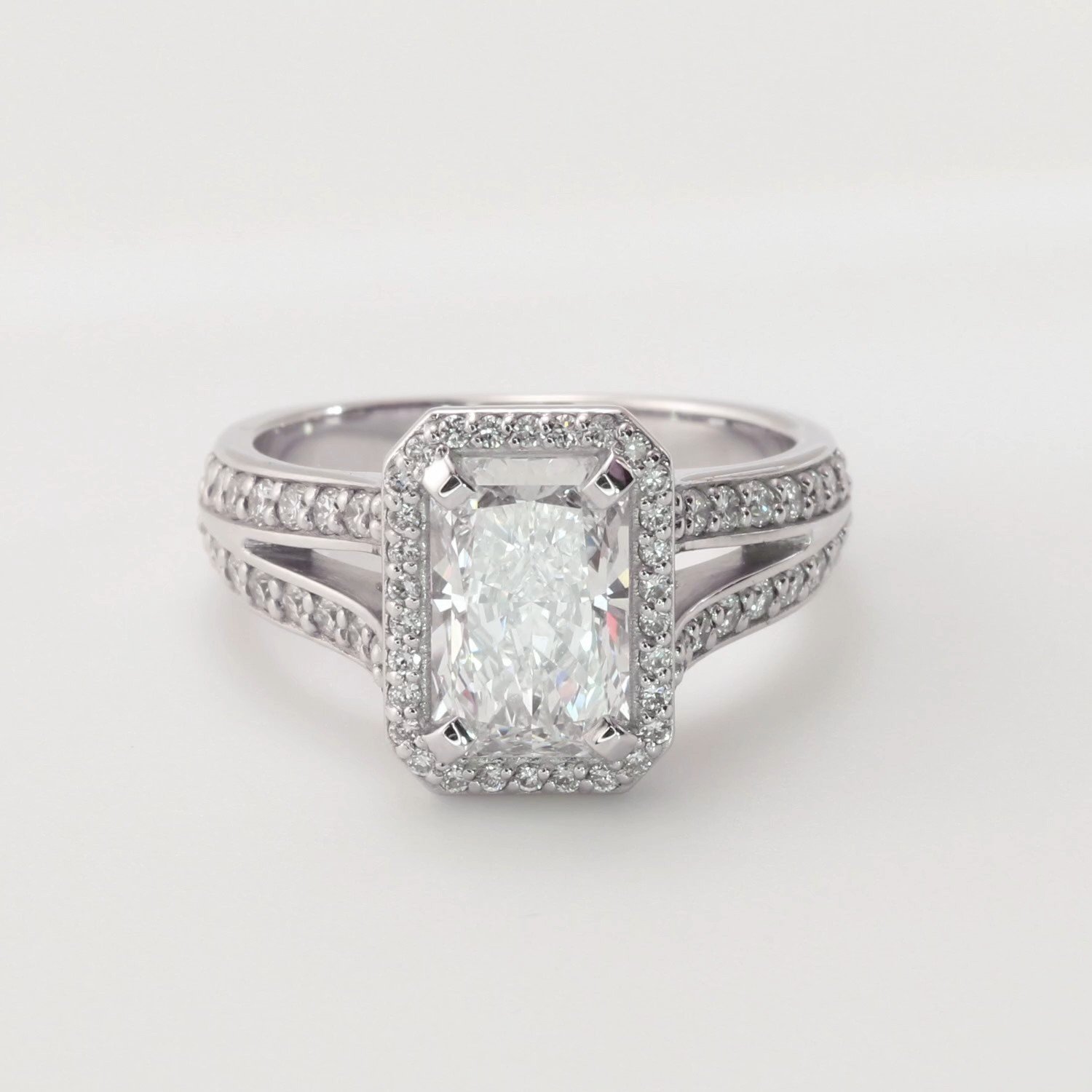 Золотое кольцо SMART DIAMONDS 2,63 карата