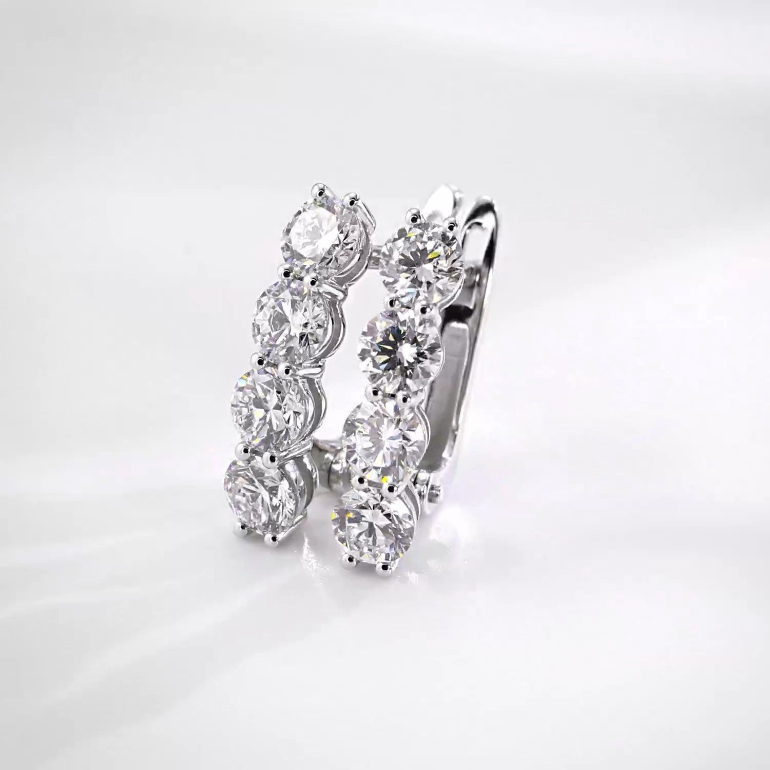 Фото «Золотые серьги SMART DIAMONDS 1,62 карата»