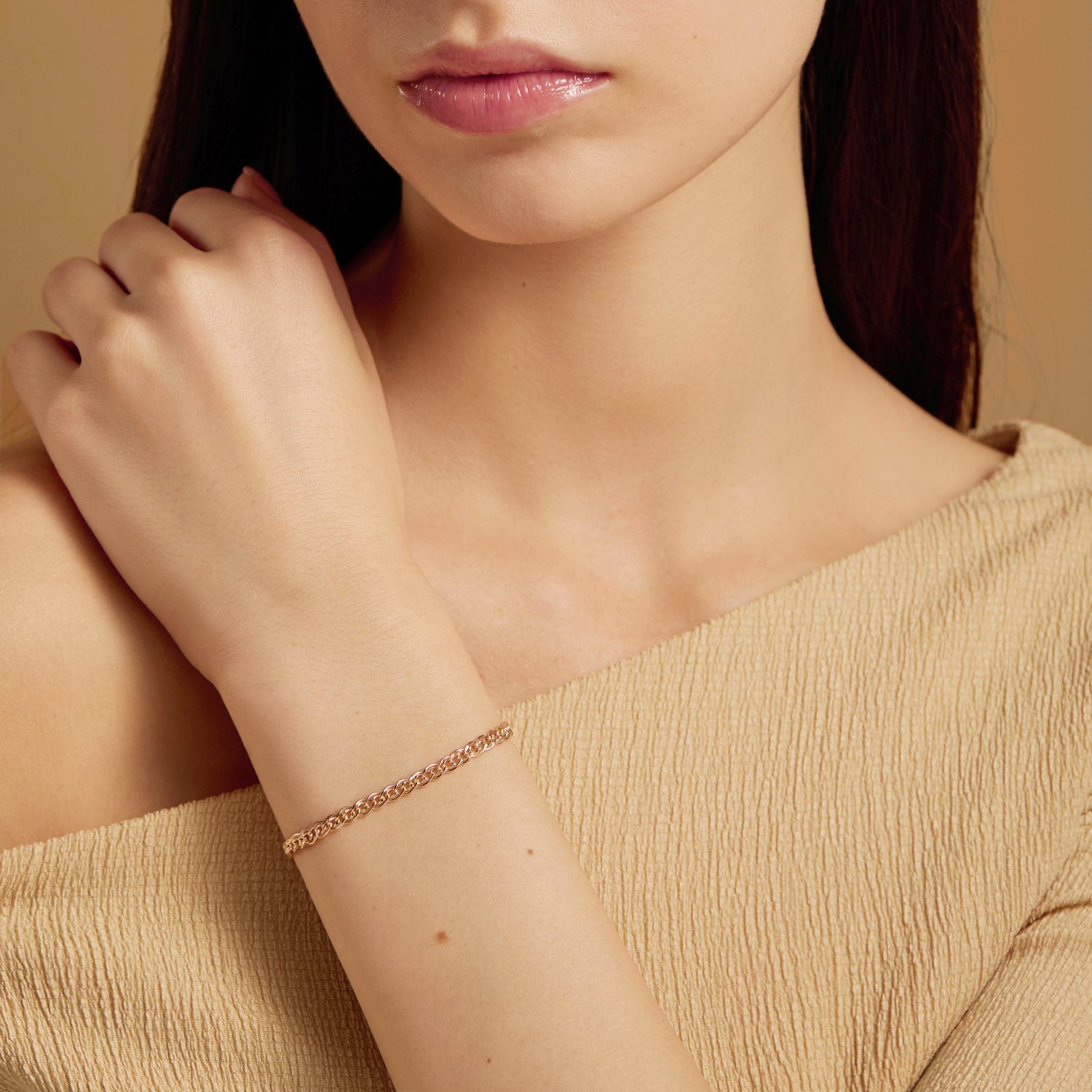 Золотой браслет облегченный