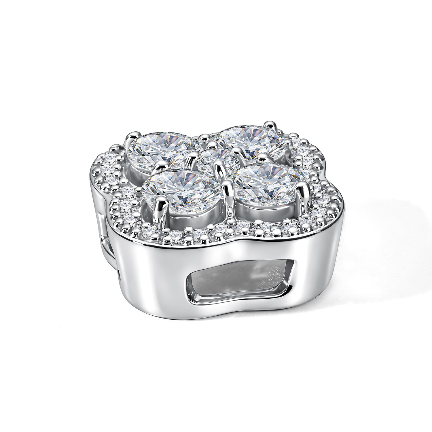 Золотая подвеска с бриллиантами выращенными