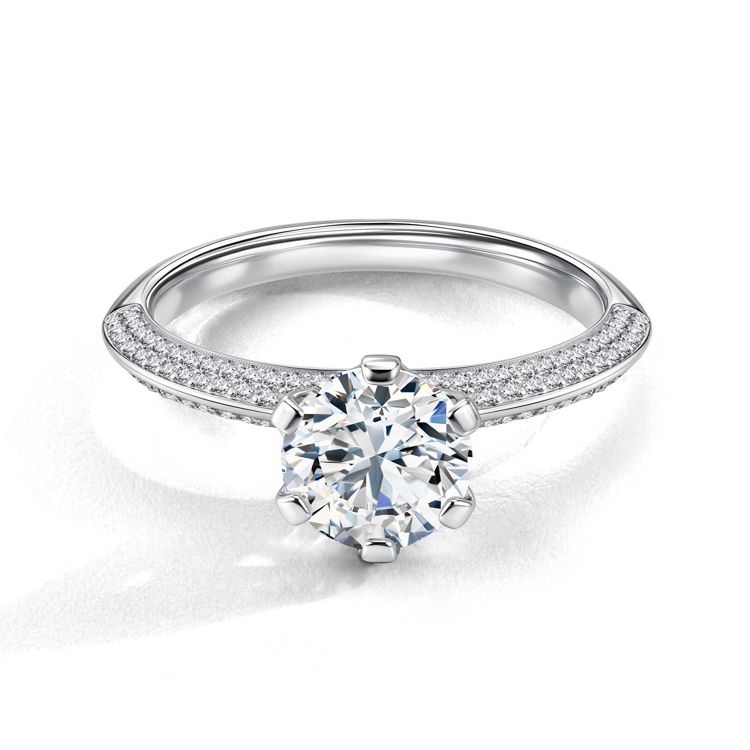 Золотое кольцо с бриллиантами выращенными