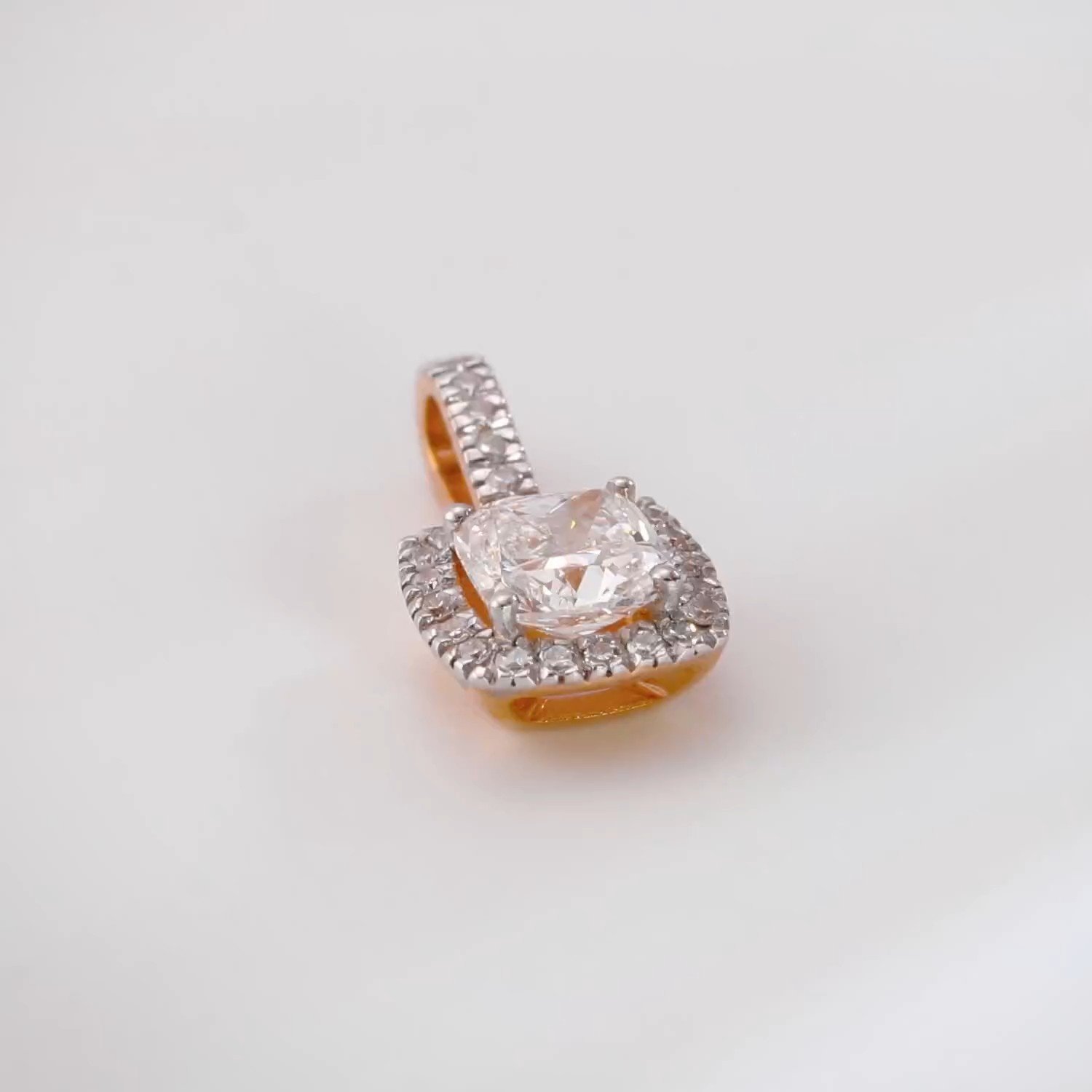 Золотая подвеска SMART DIAMONDS 0,83 карата