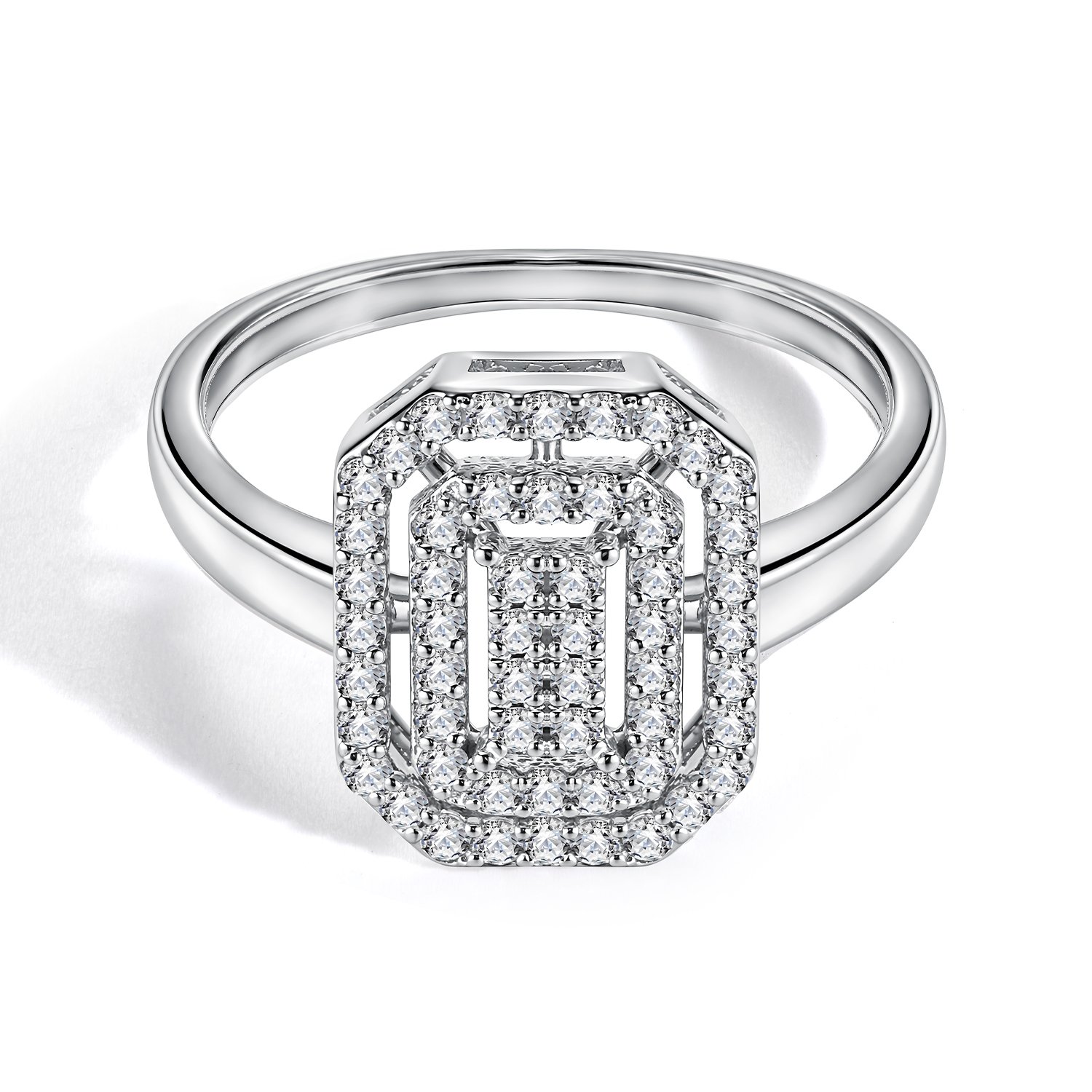 Золотое кольцо с бриллиантами